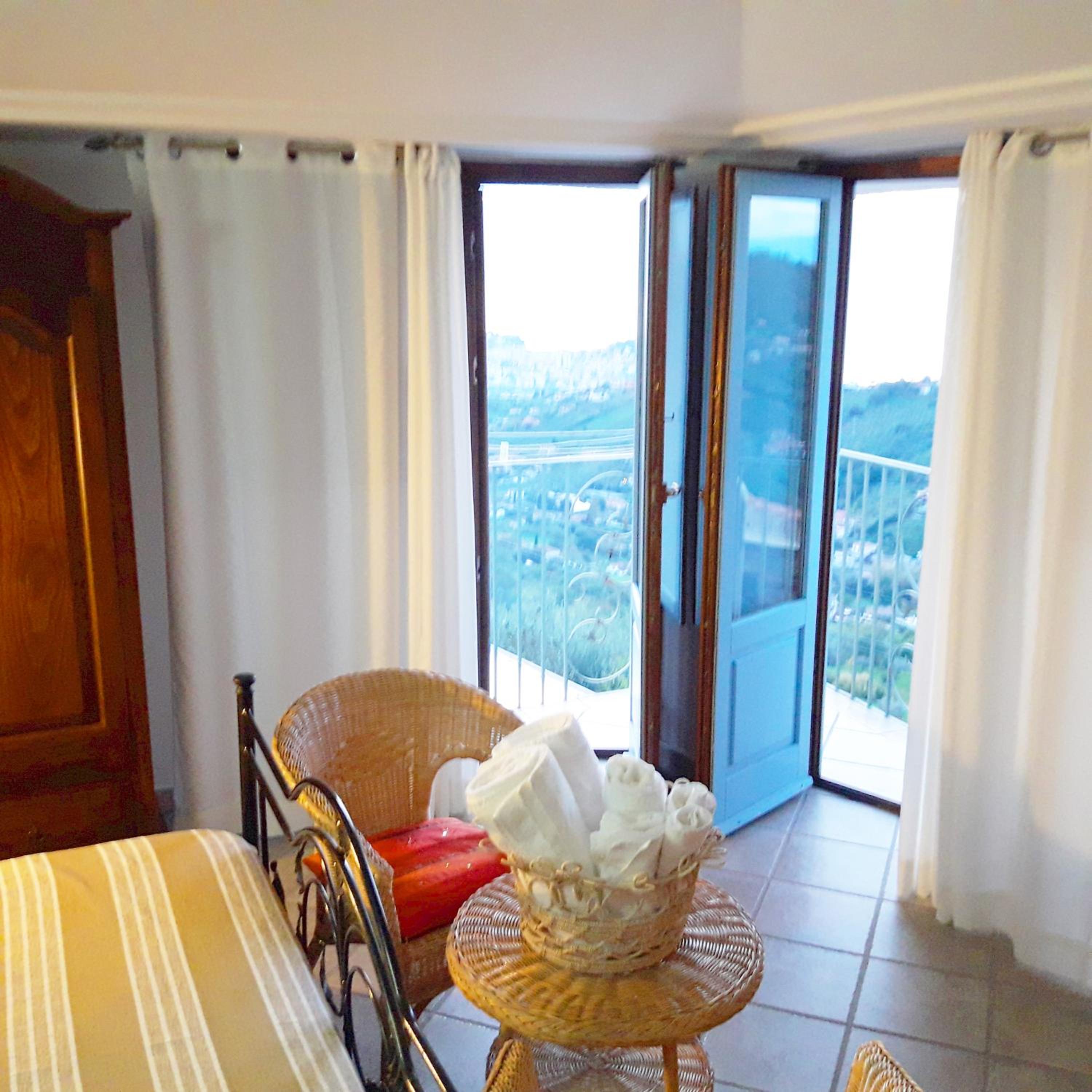 Deluxe Double Room with Sea View photo 1