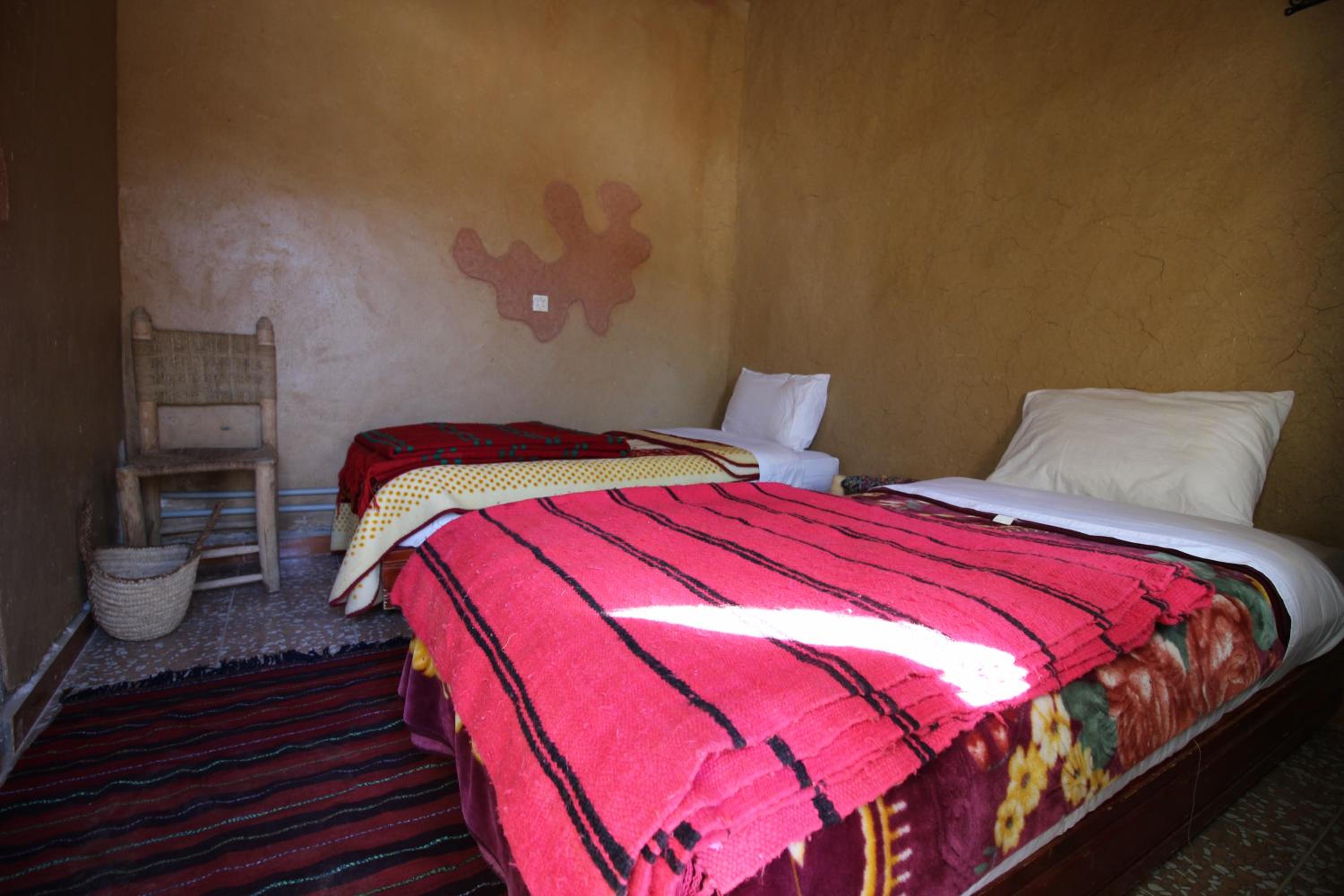 Double Room with Private Bathroom - Photo 20