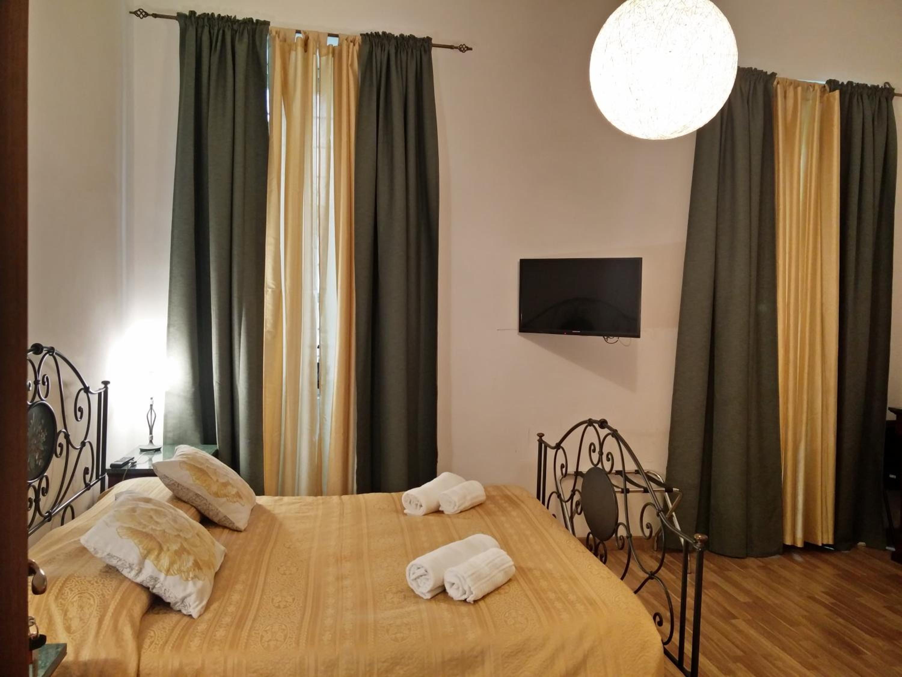 Deluxe Double Room photo 3