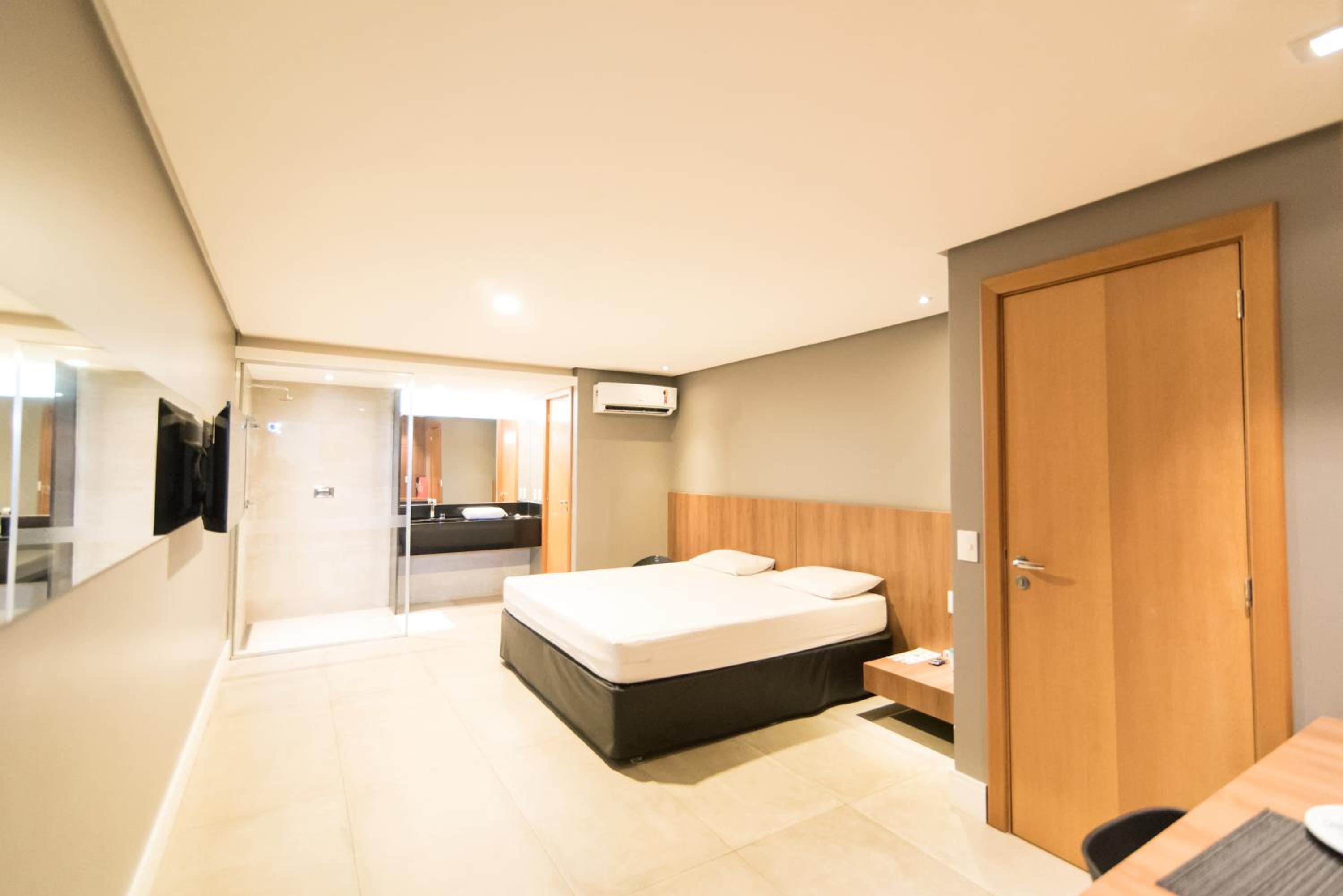 Standard Suite