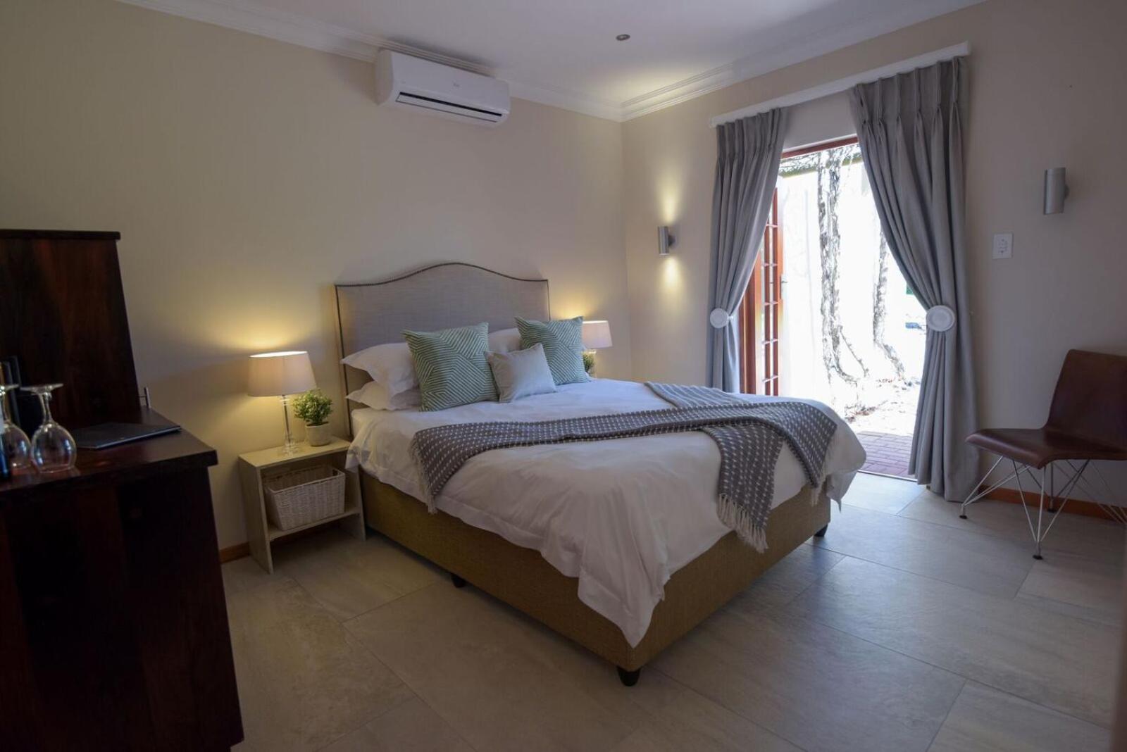 Standard Double Room - Photo 2