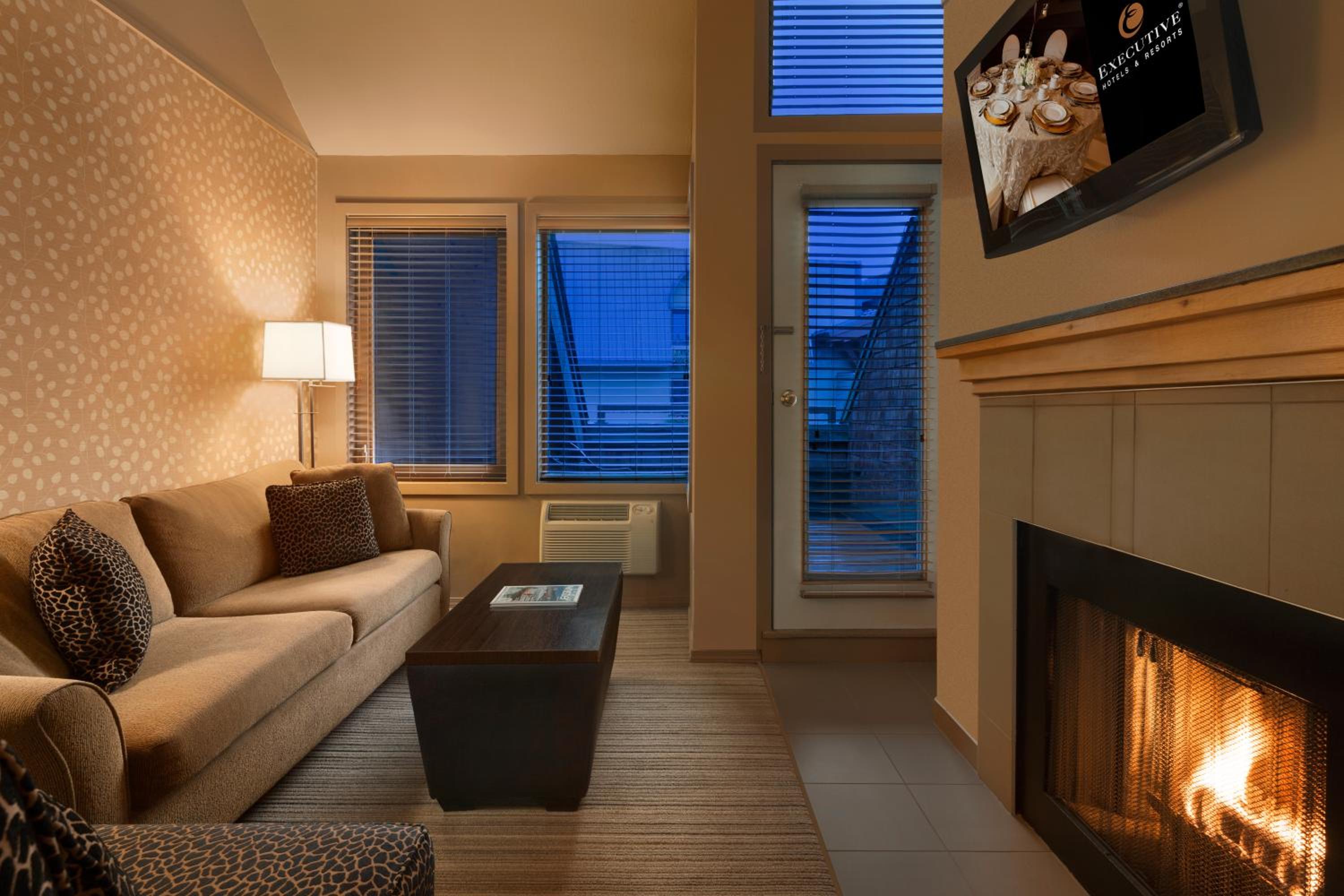 Queen Studio Loft