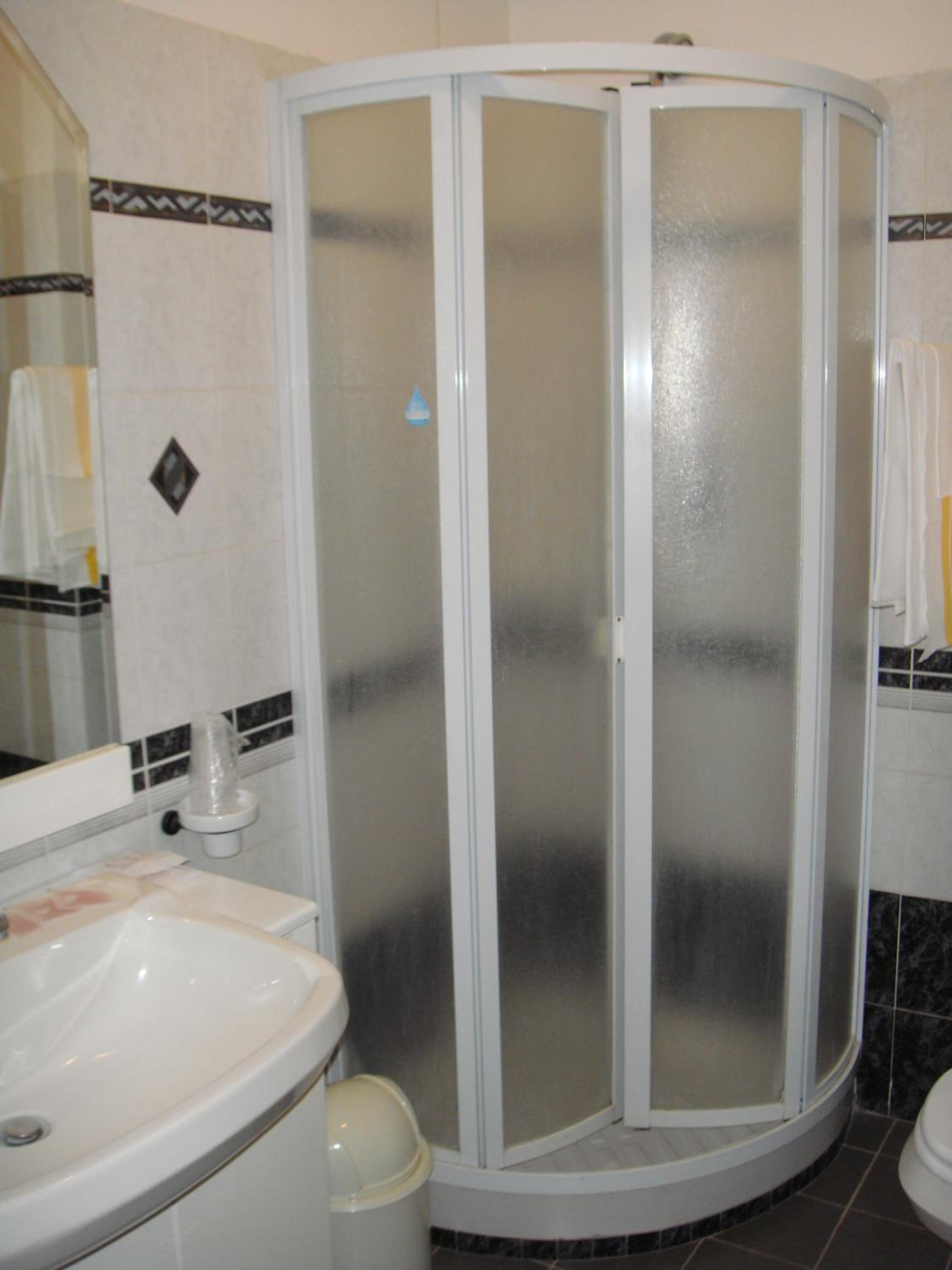 Standard Triple Room photo 3