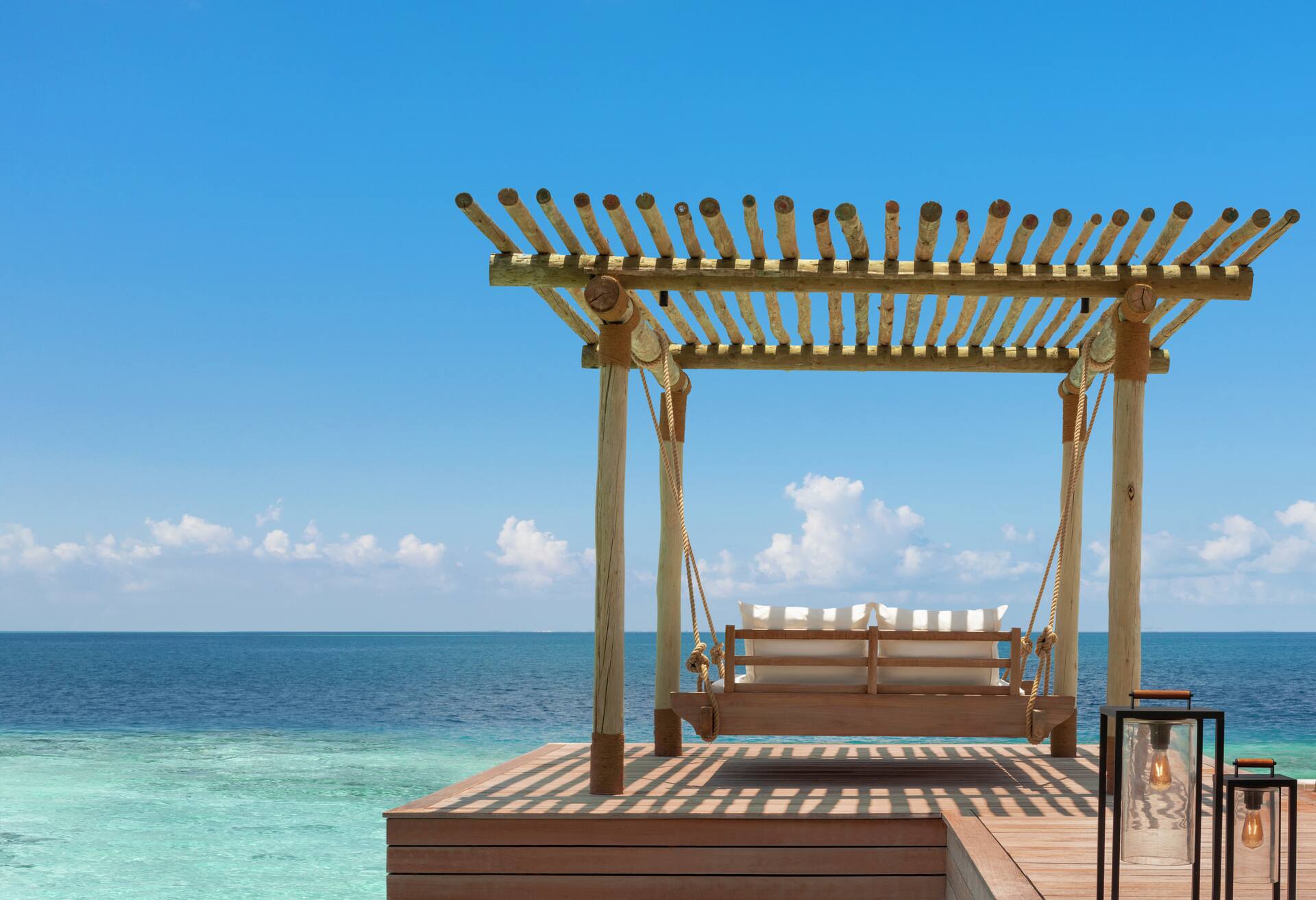 Two Queen Bedded Grand Reef Villa With Pool
