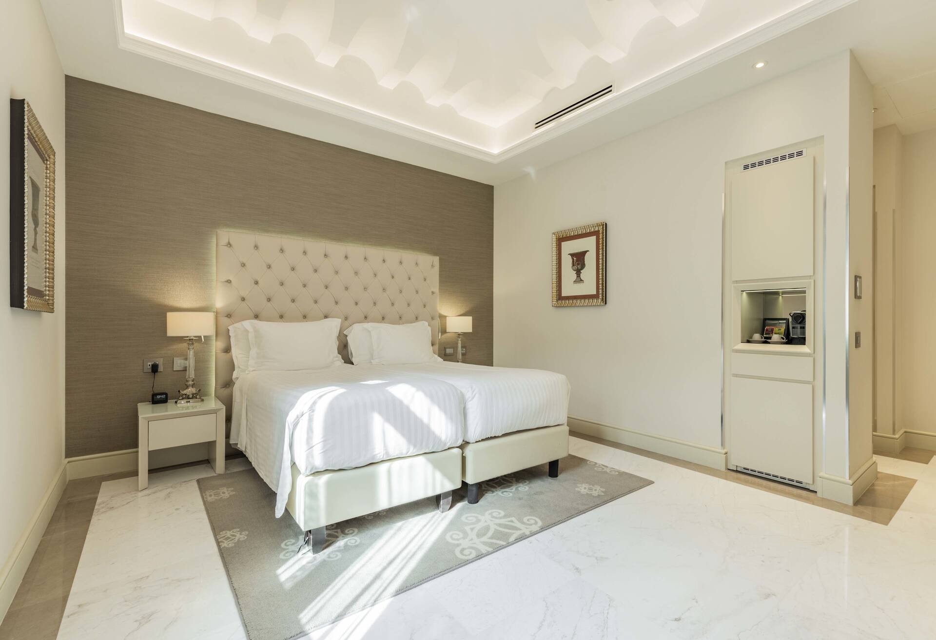 Twin Prestige Room