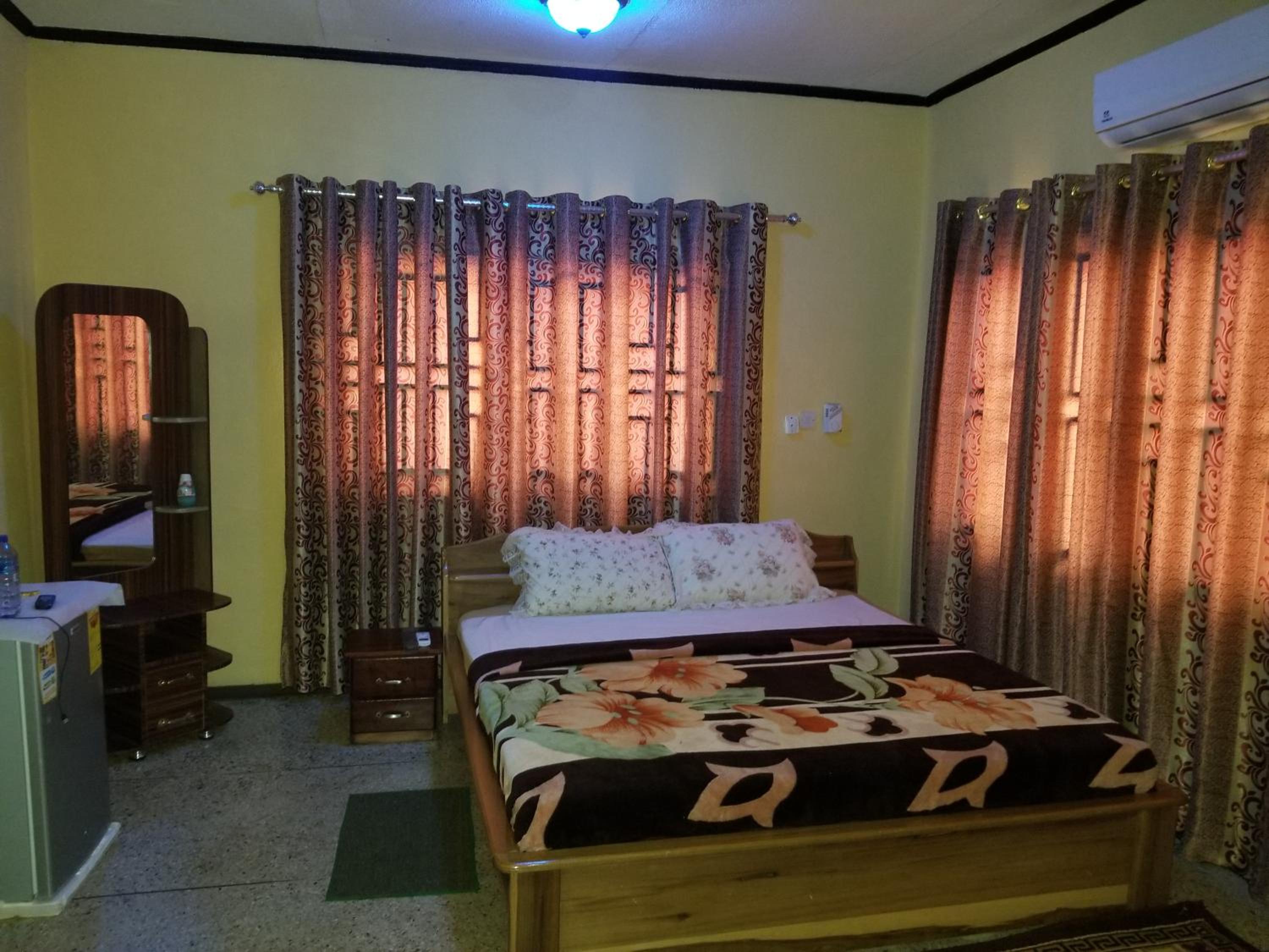 Deluxe Queen Room photo 2