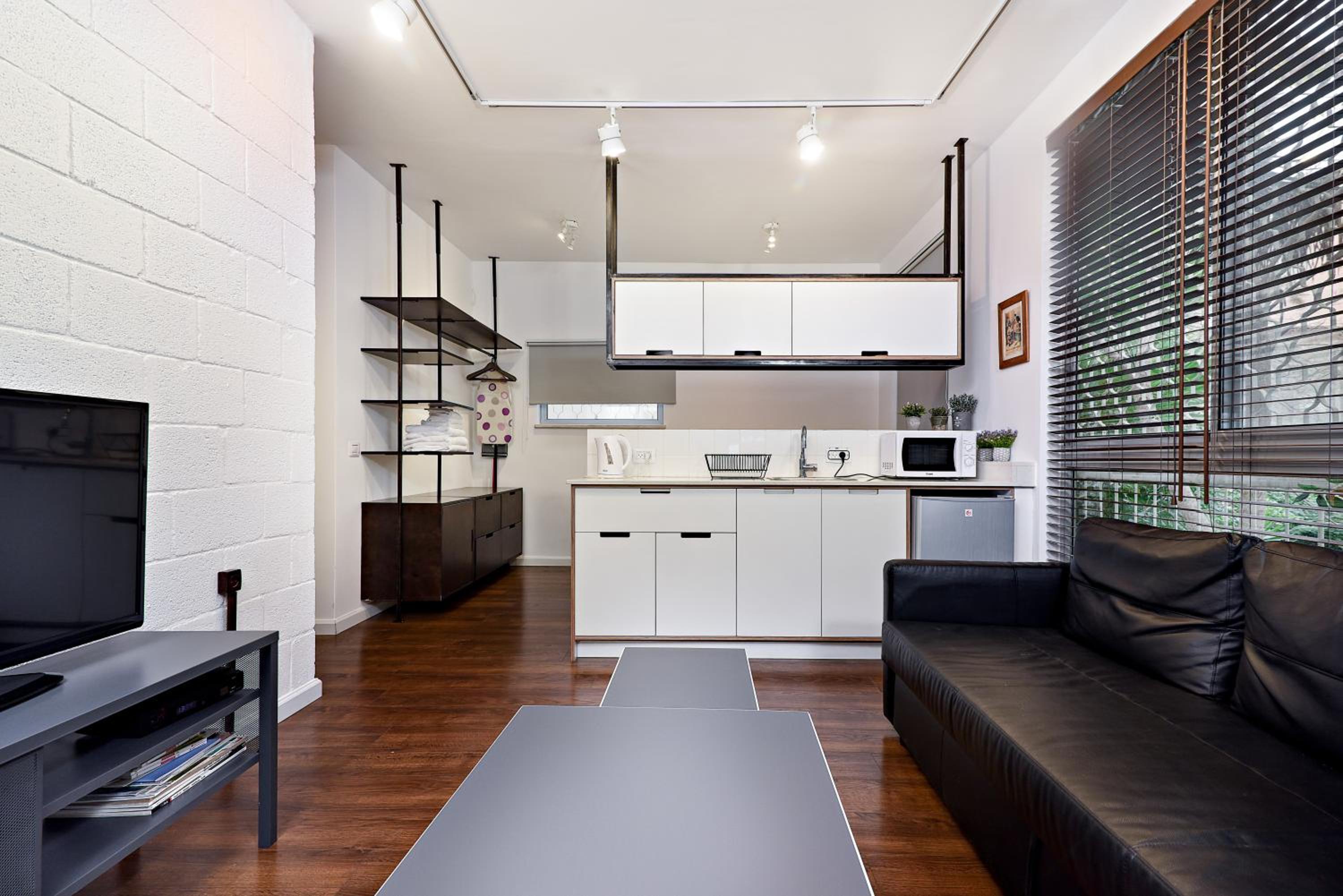 Studio Apartment photo 1
