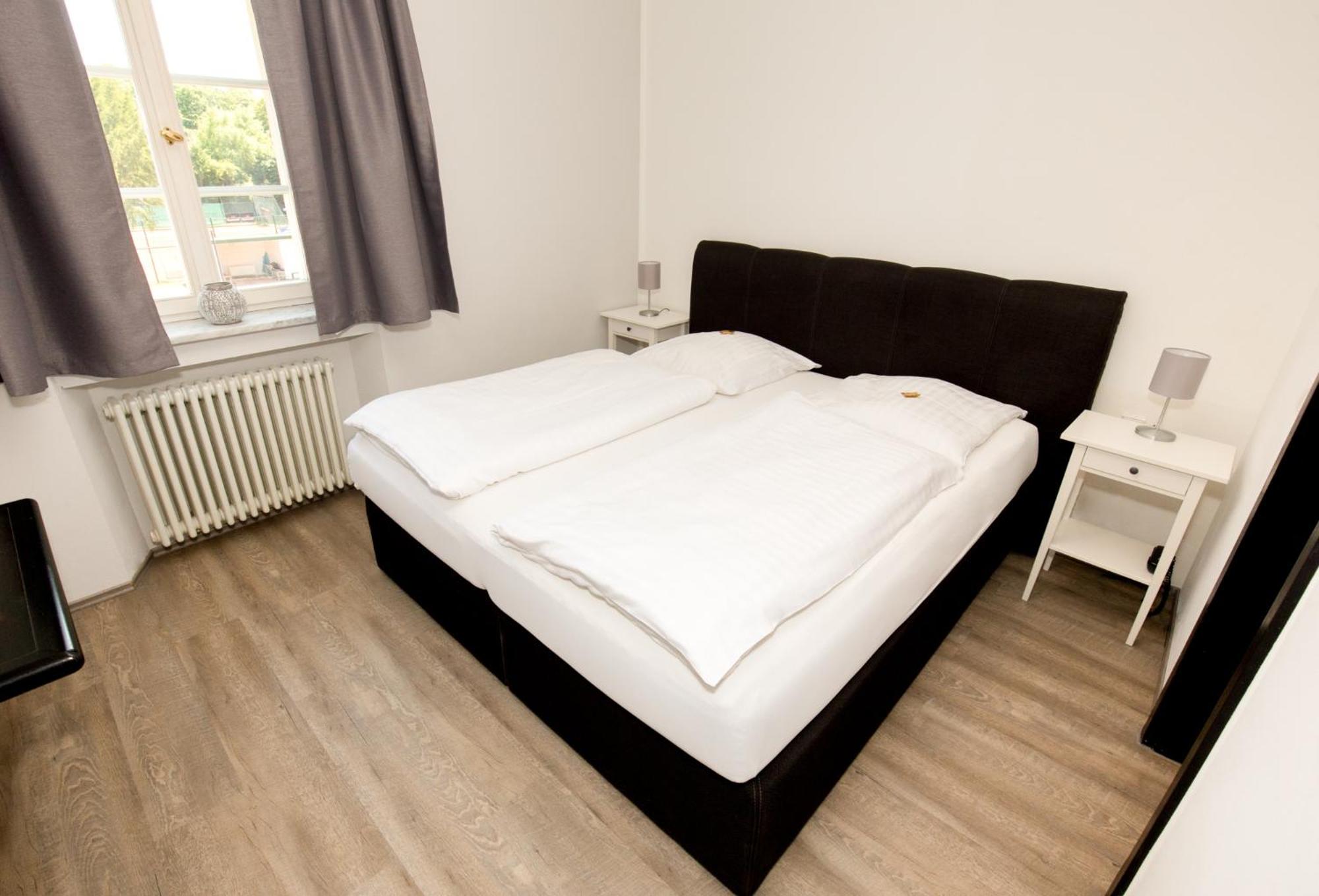 Double Room - Photo 1