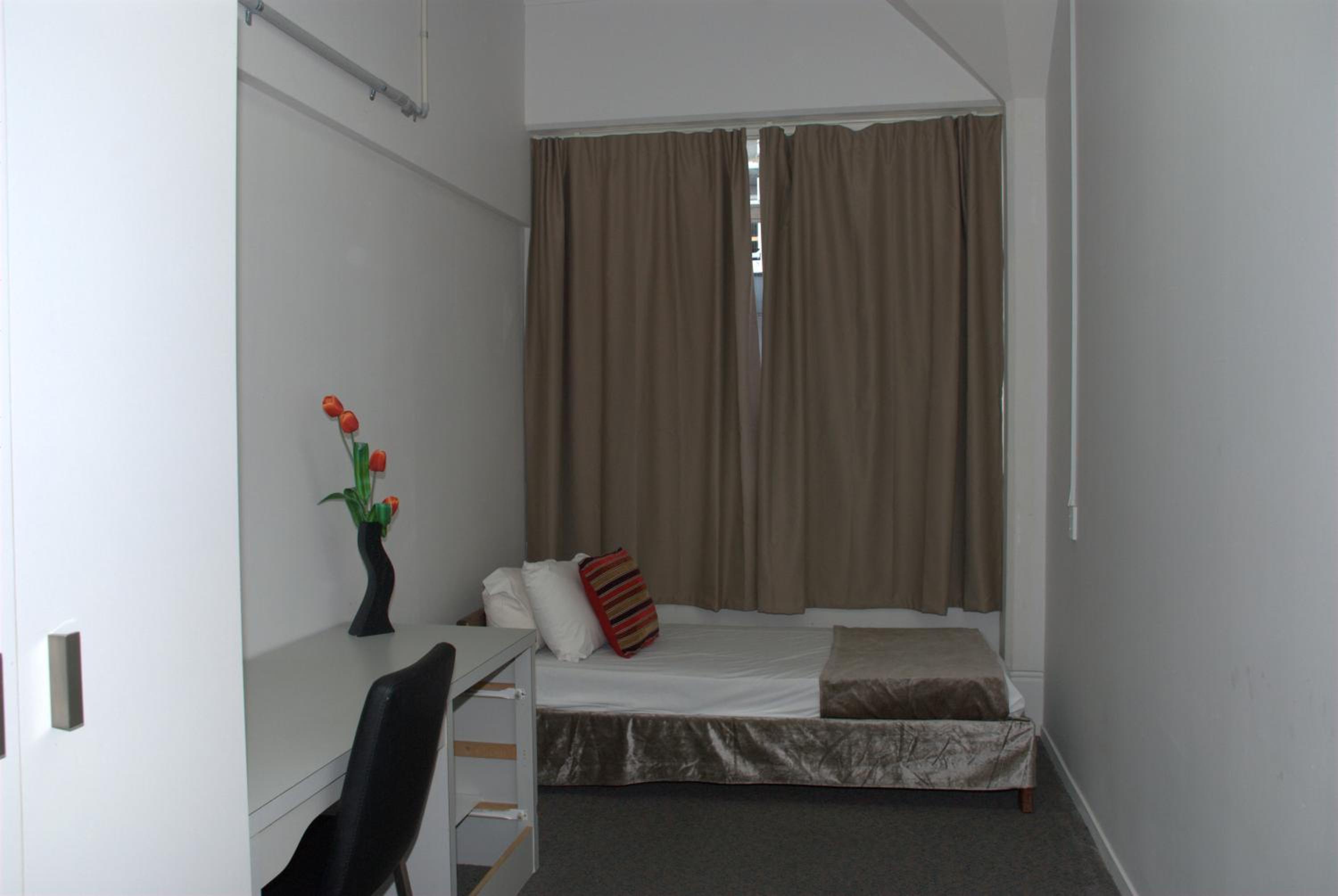 Twin Room with Shared Bathroom photo 1
