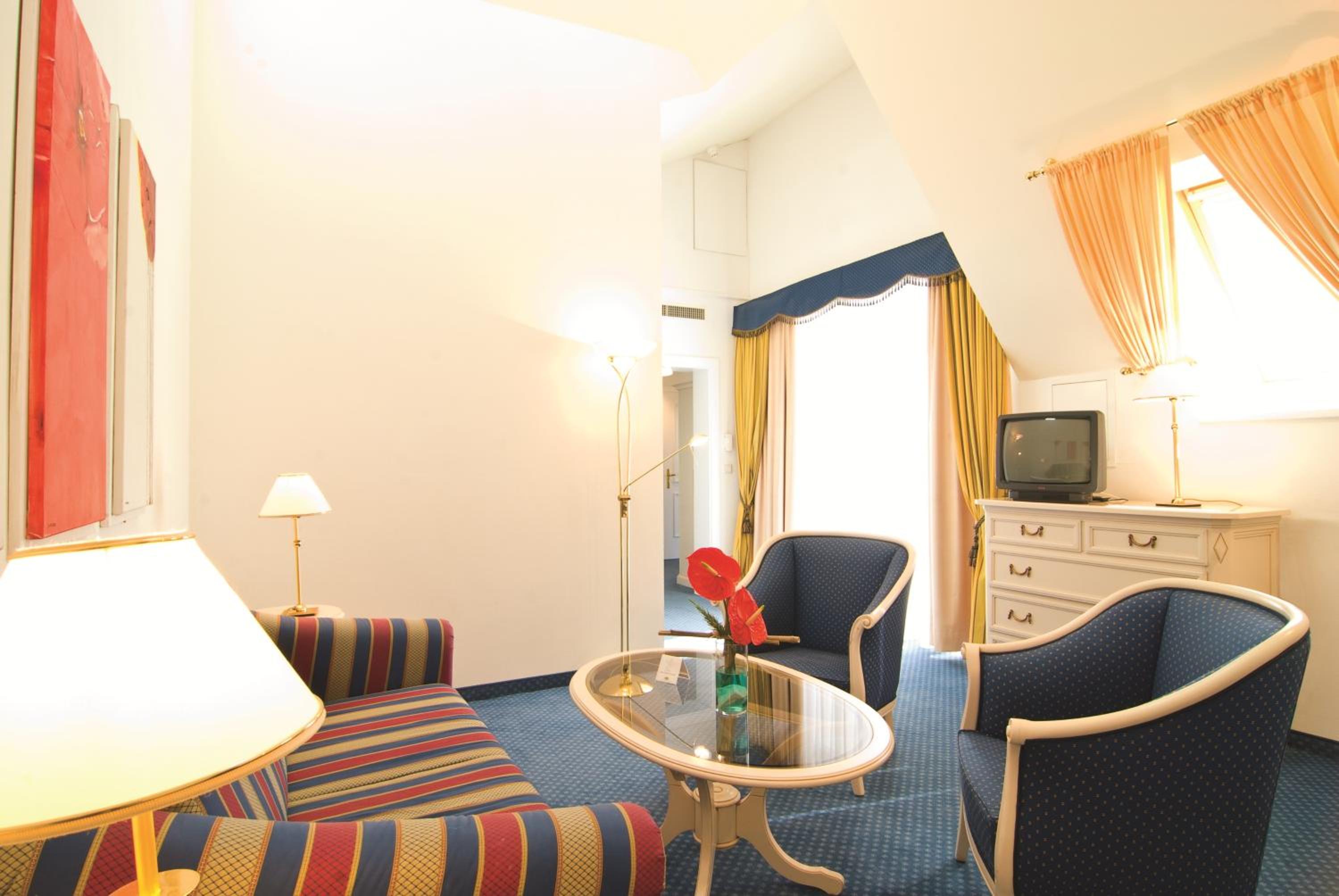 Suite photo 1