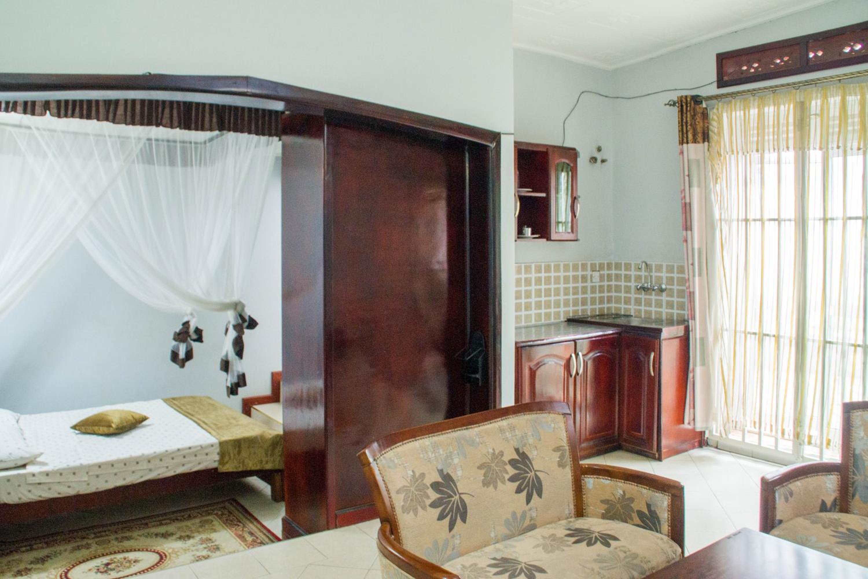 Deluxe Suite photo 3
