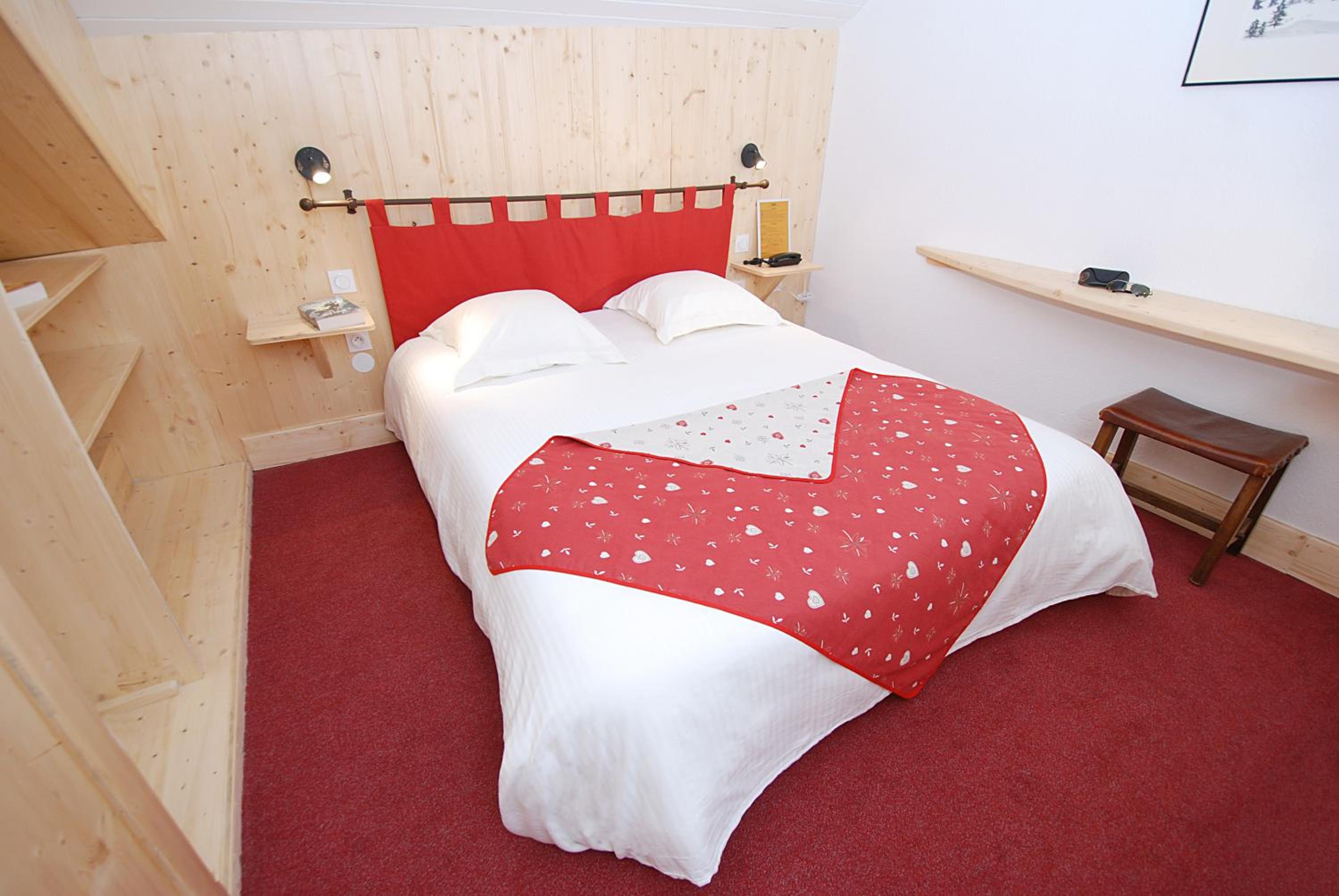 Superior Suite - Photo 3