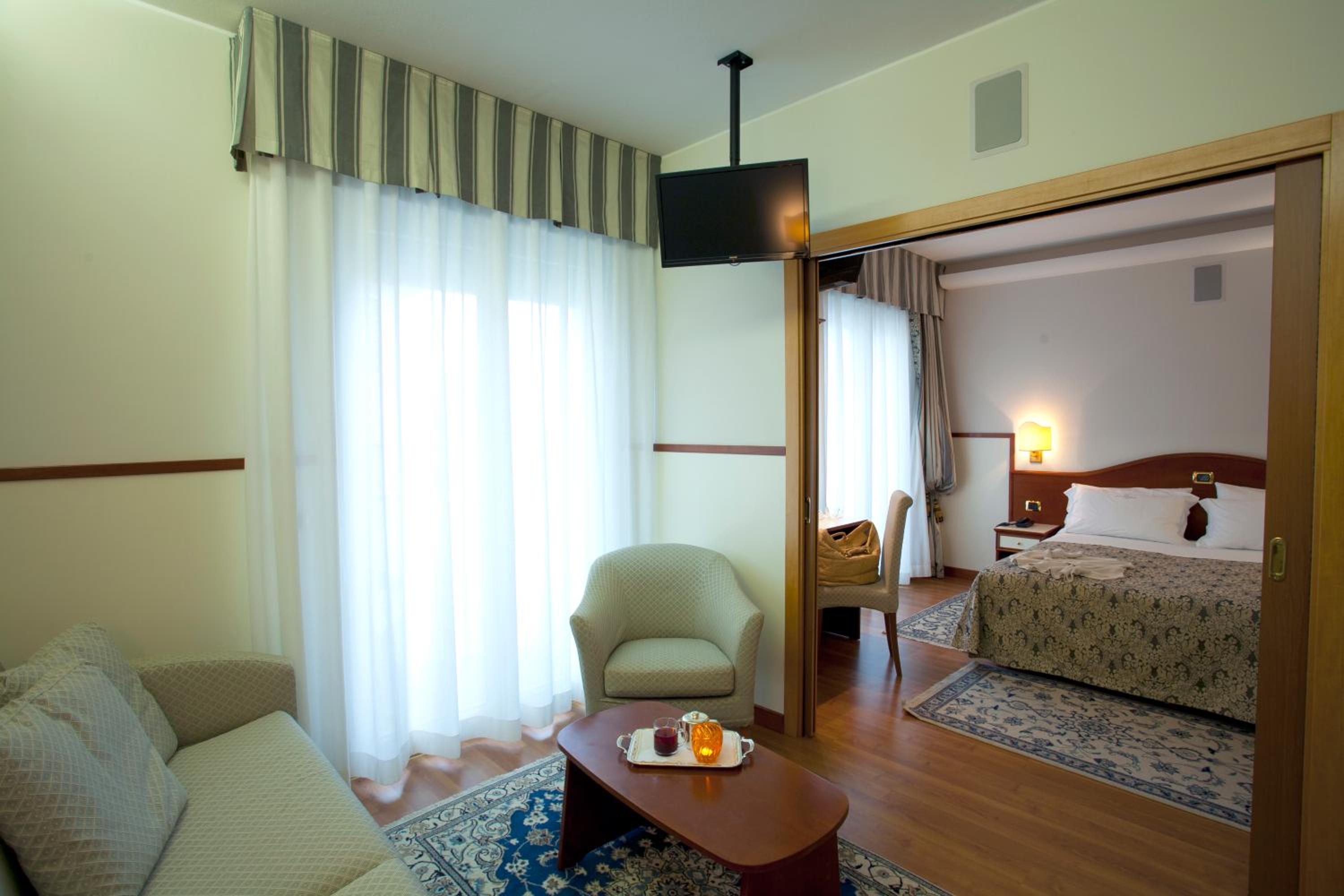 Suite with Lateral Sea view - Photo 6
