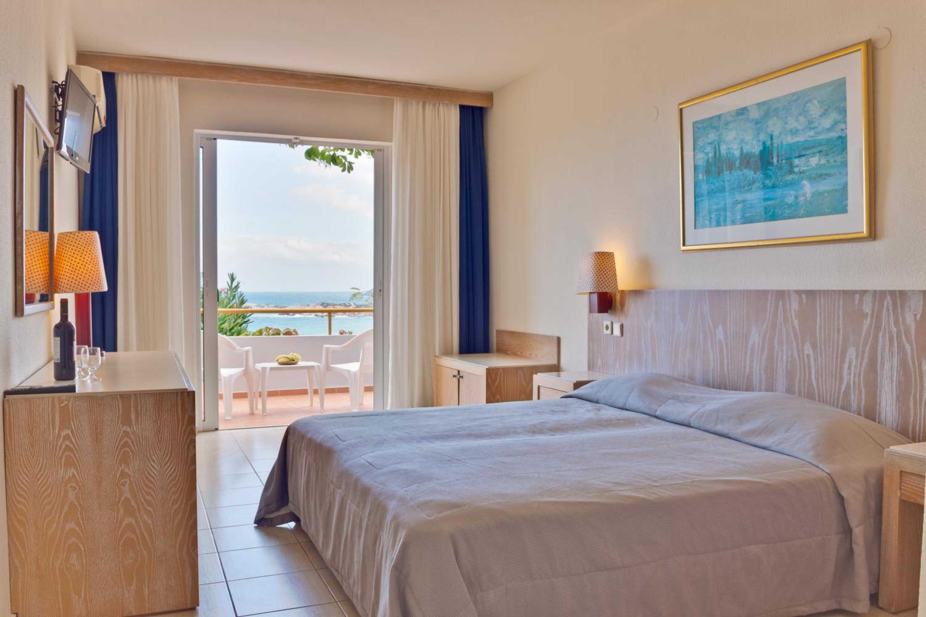 Twin Room with Sea View