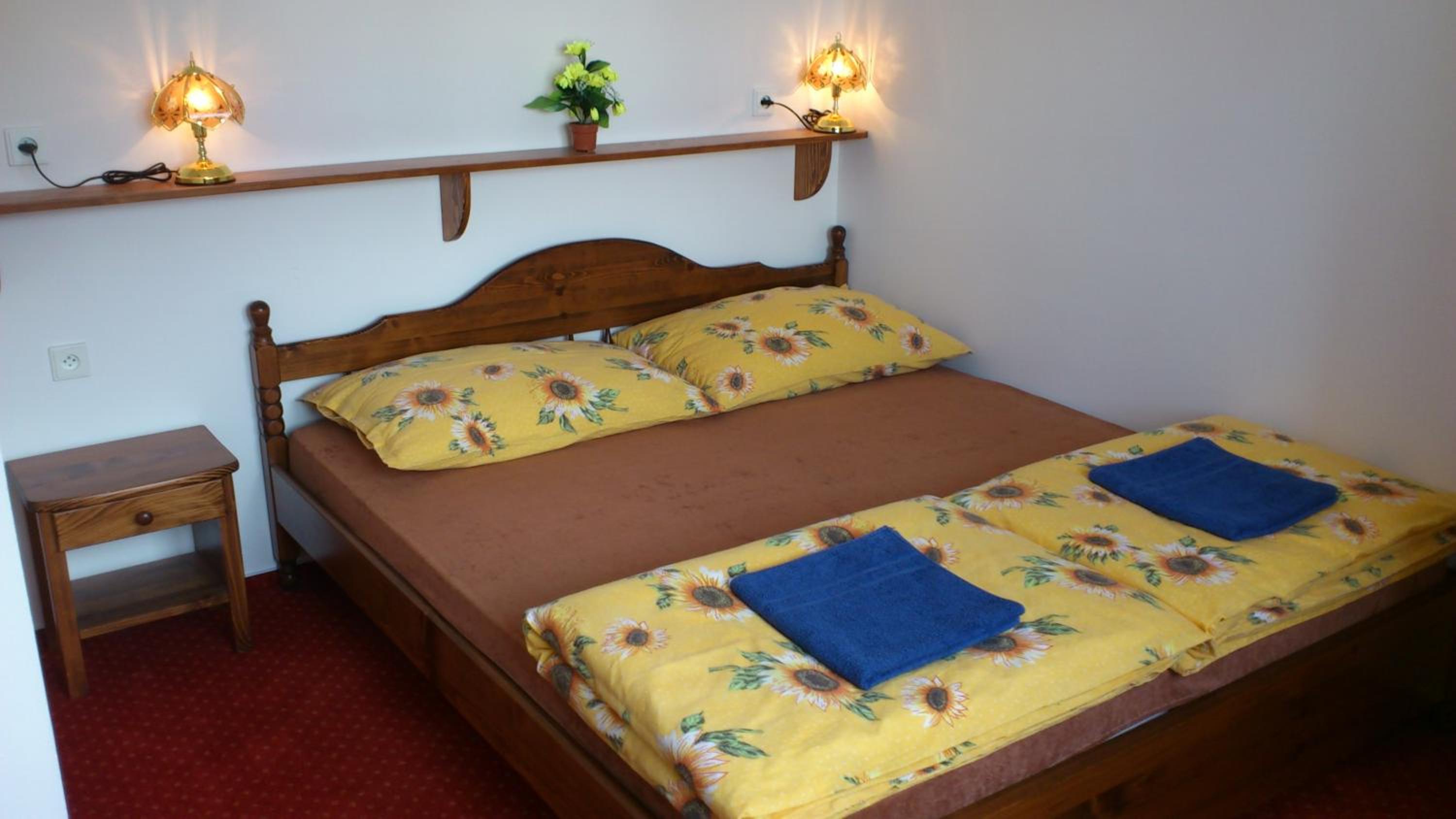 Superior Two-Bedroom Apartment (6 Adults) photo 2