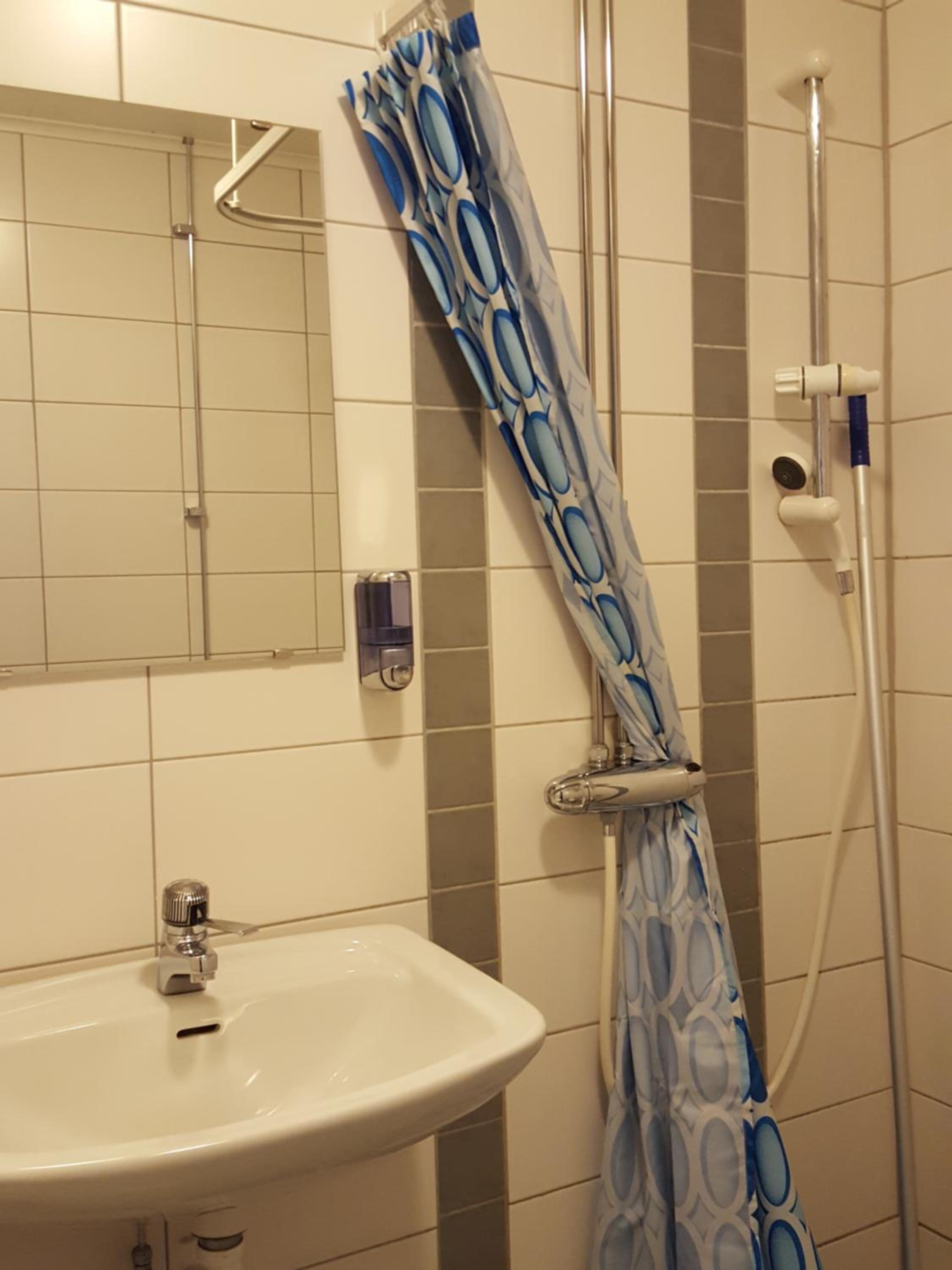 Quadruple Room with Shower photo 3