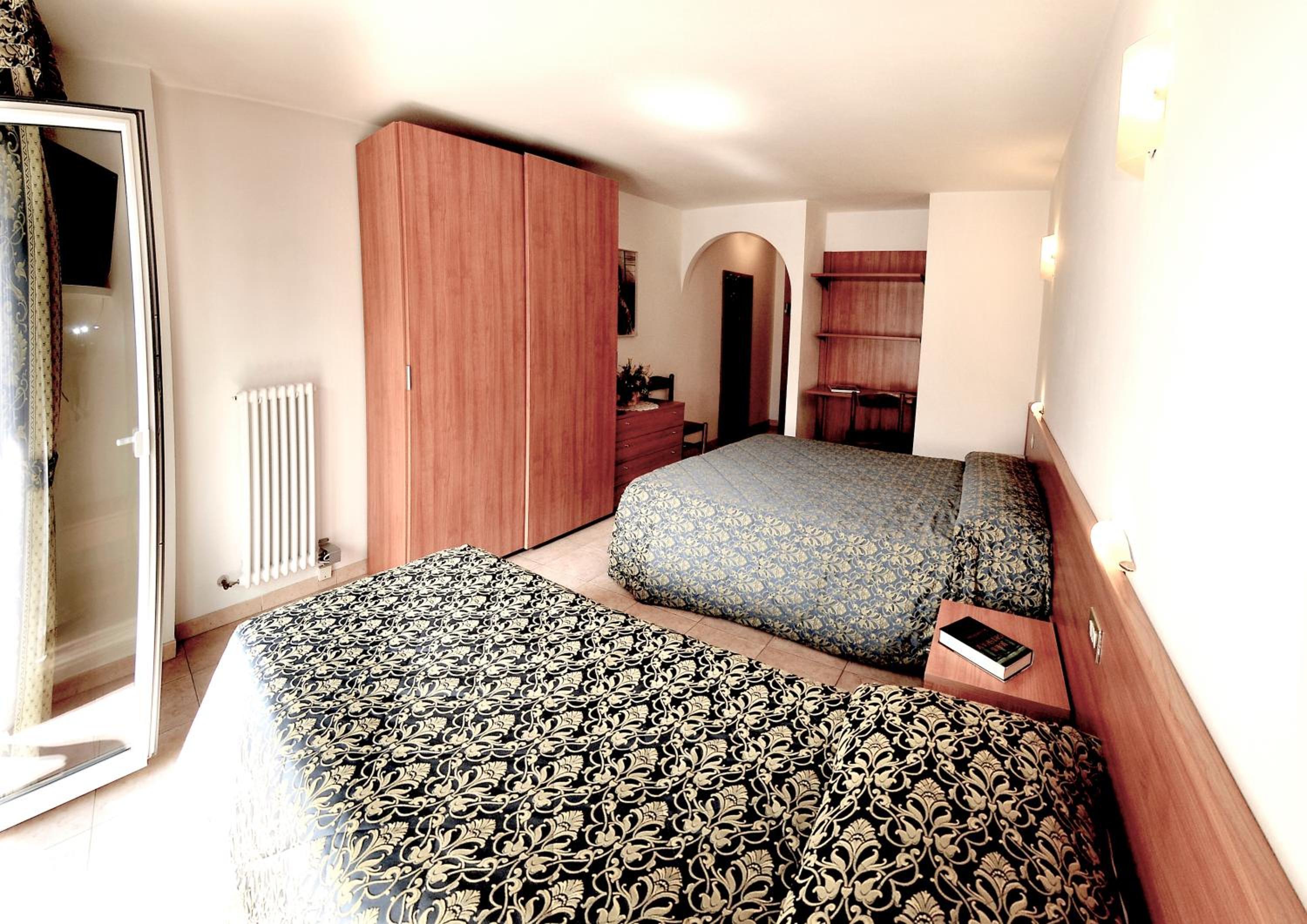 Quadruple Room photo 3