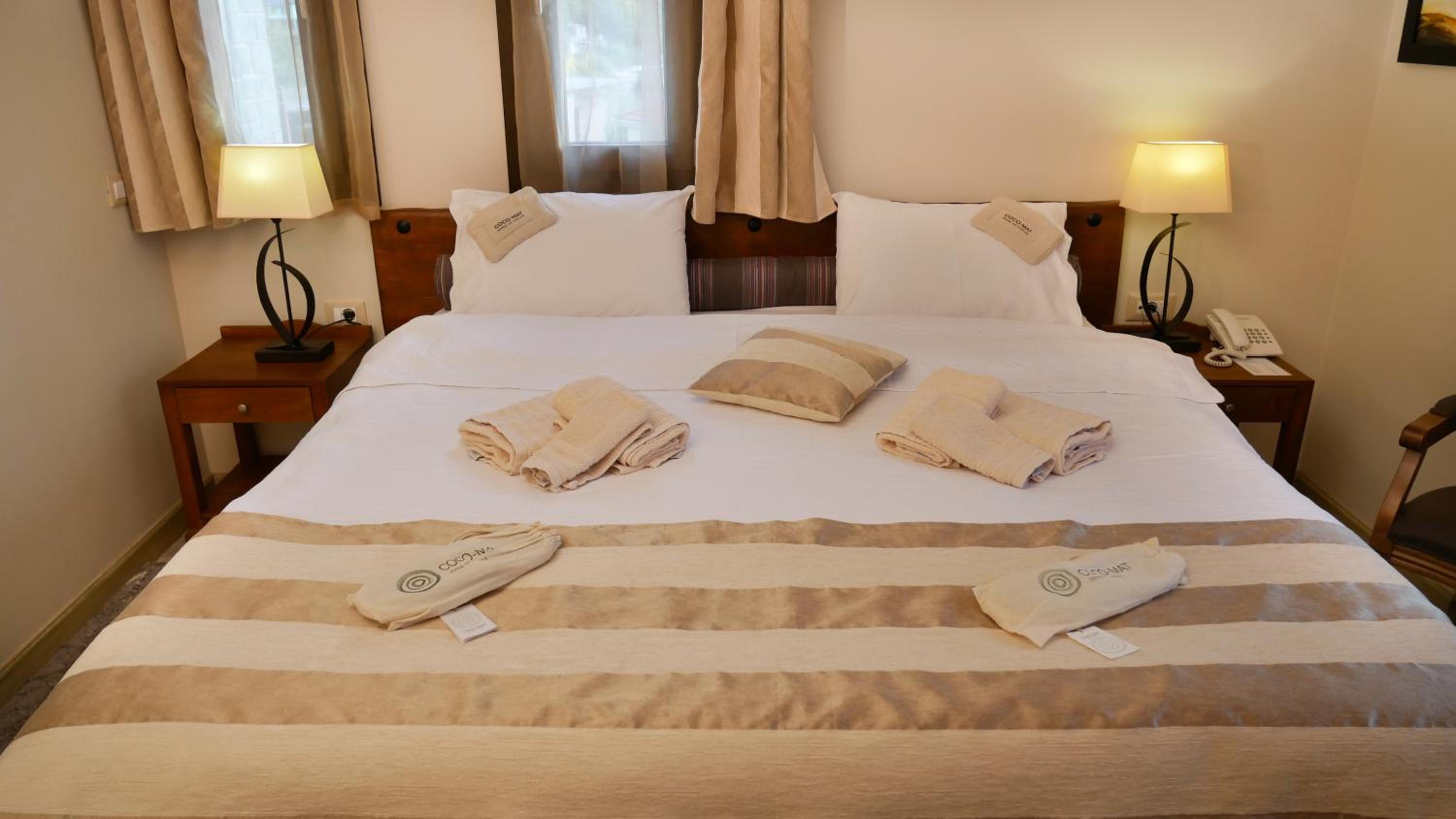 Deluxe Double Room with Fireplace photo 2