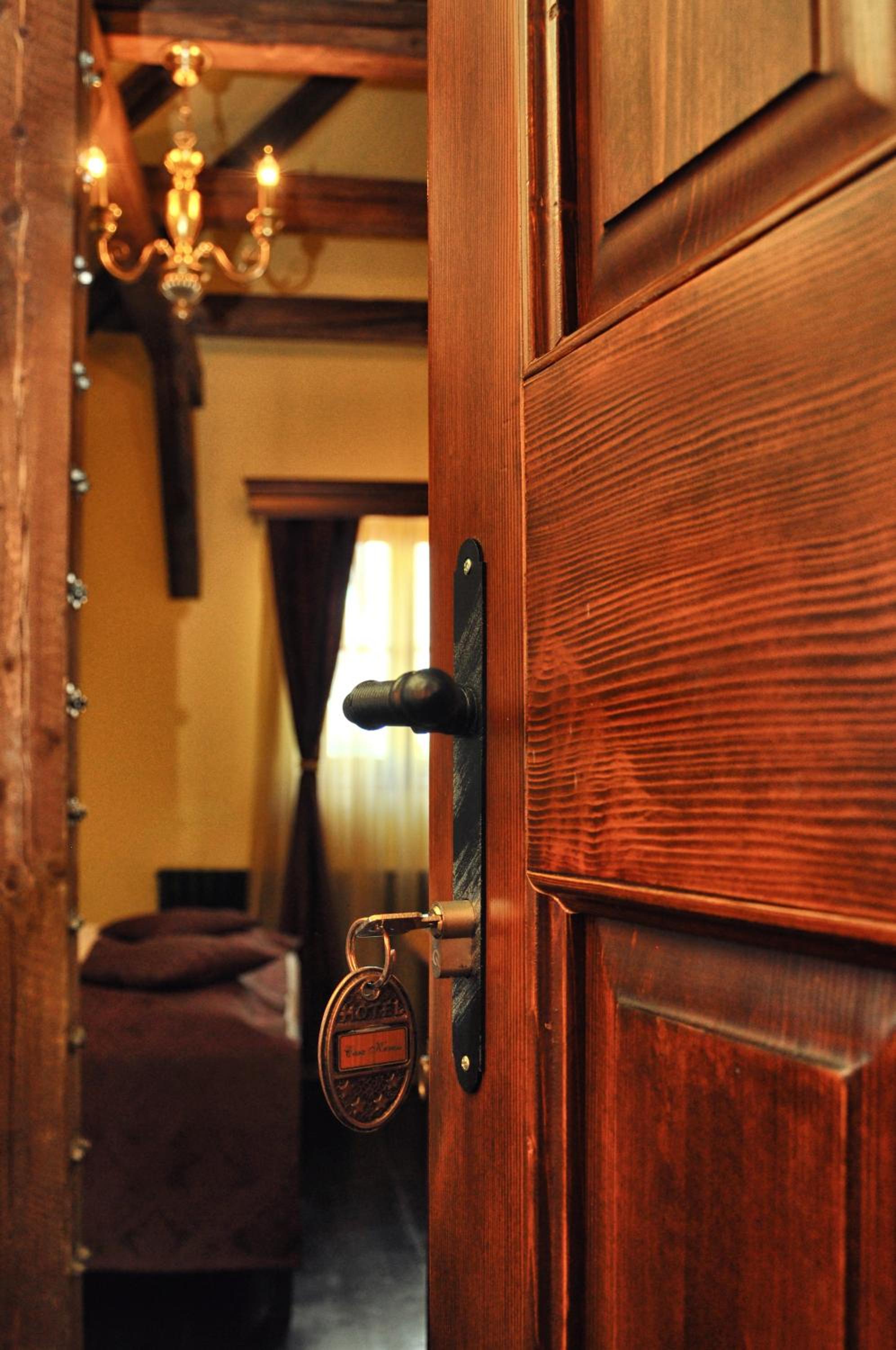 Twin Room - Attic - Photo 16