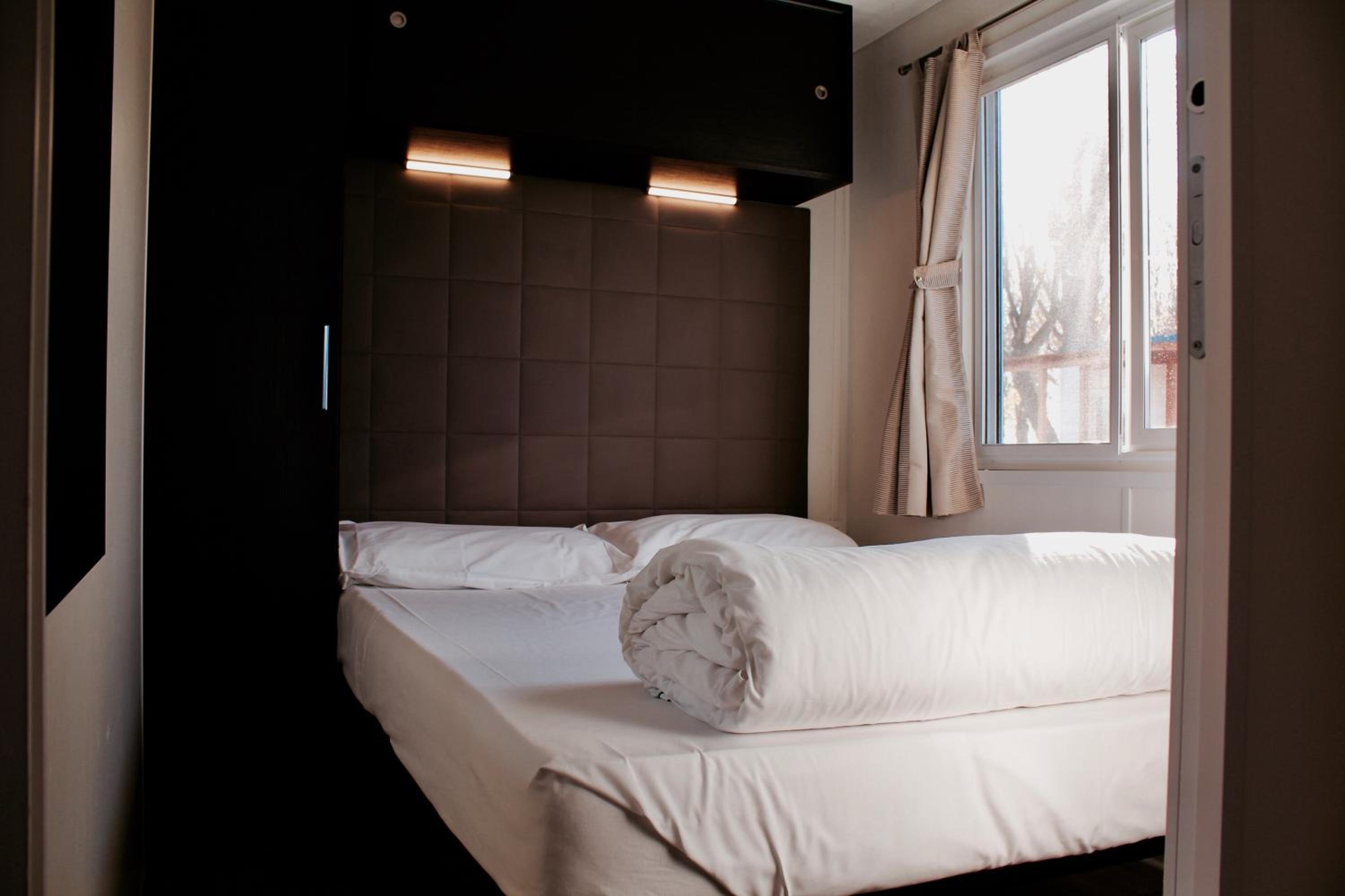 Double or Twin Room with Balcony