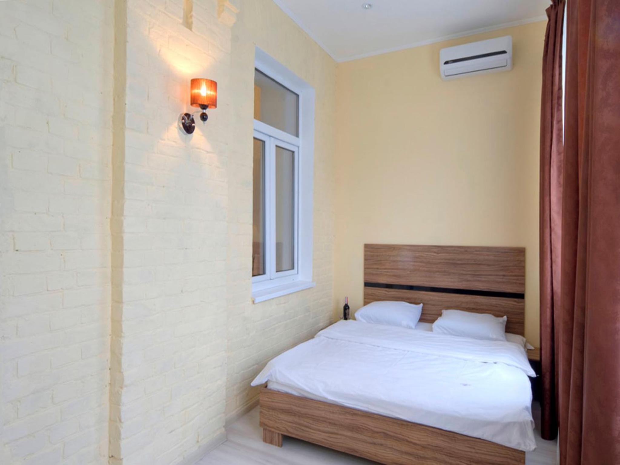 One-Bedroom Apartment photo 3