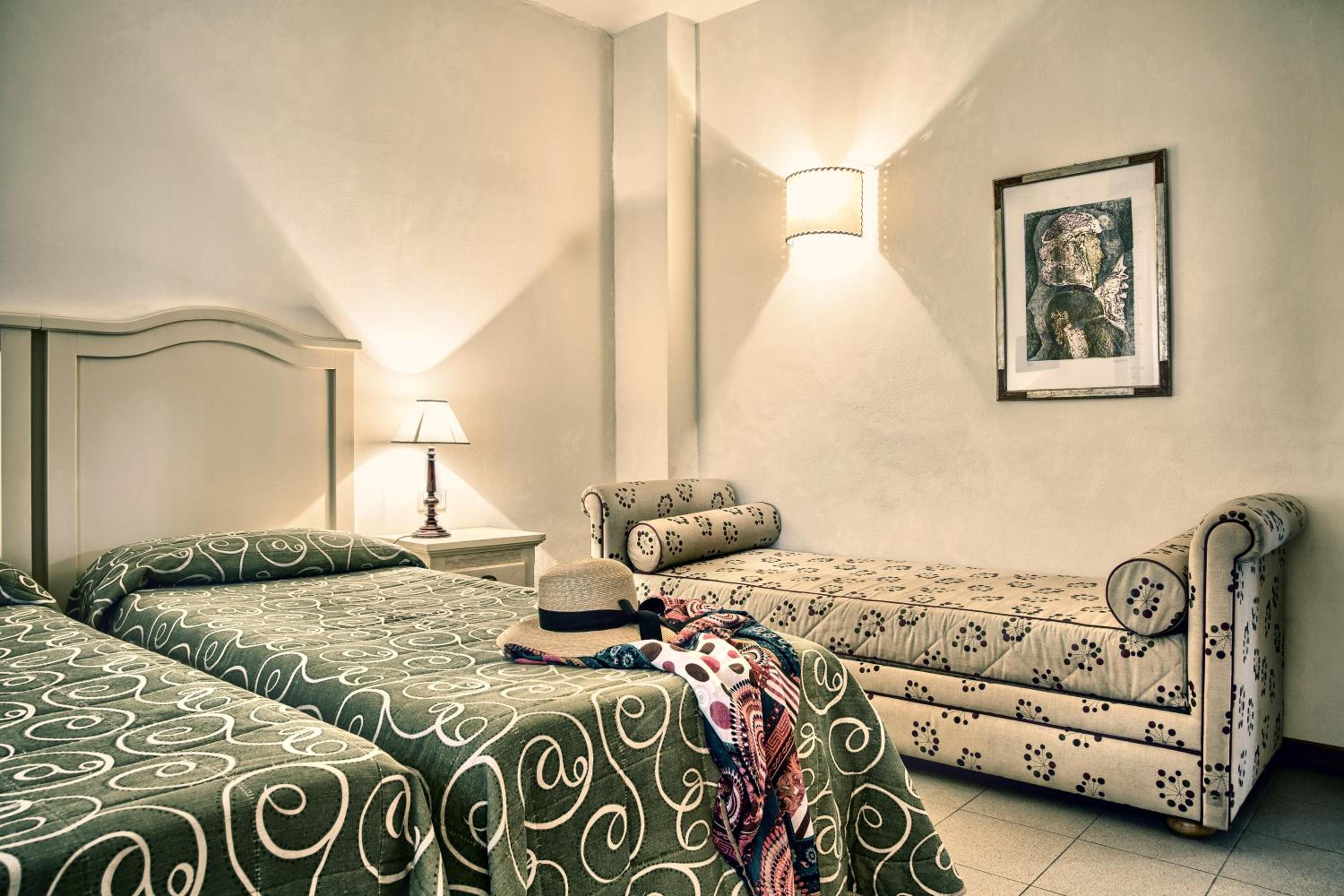Villa (3 Adults) photo 1
