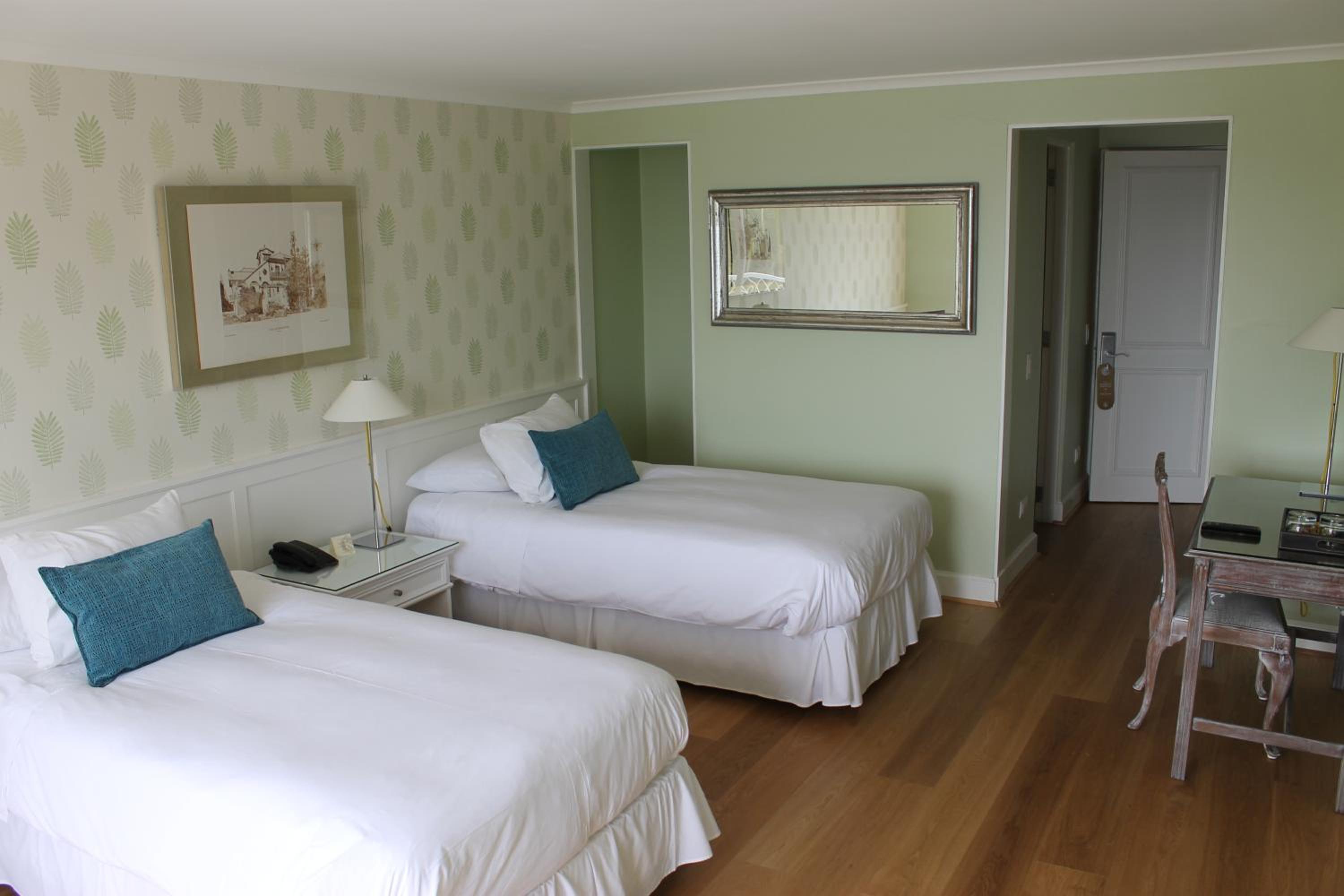 Superior Twin Room photo 3