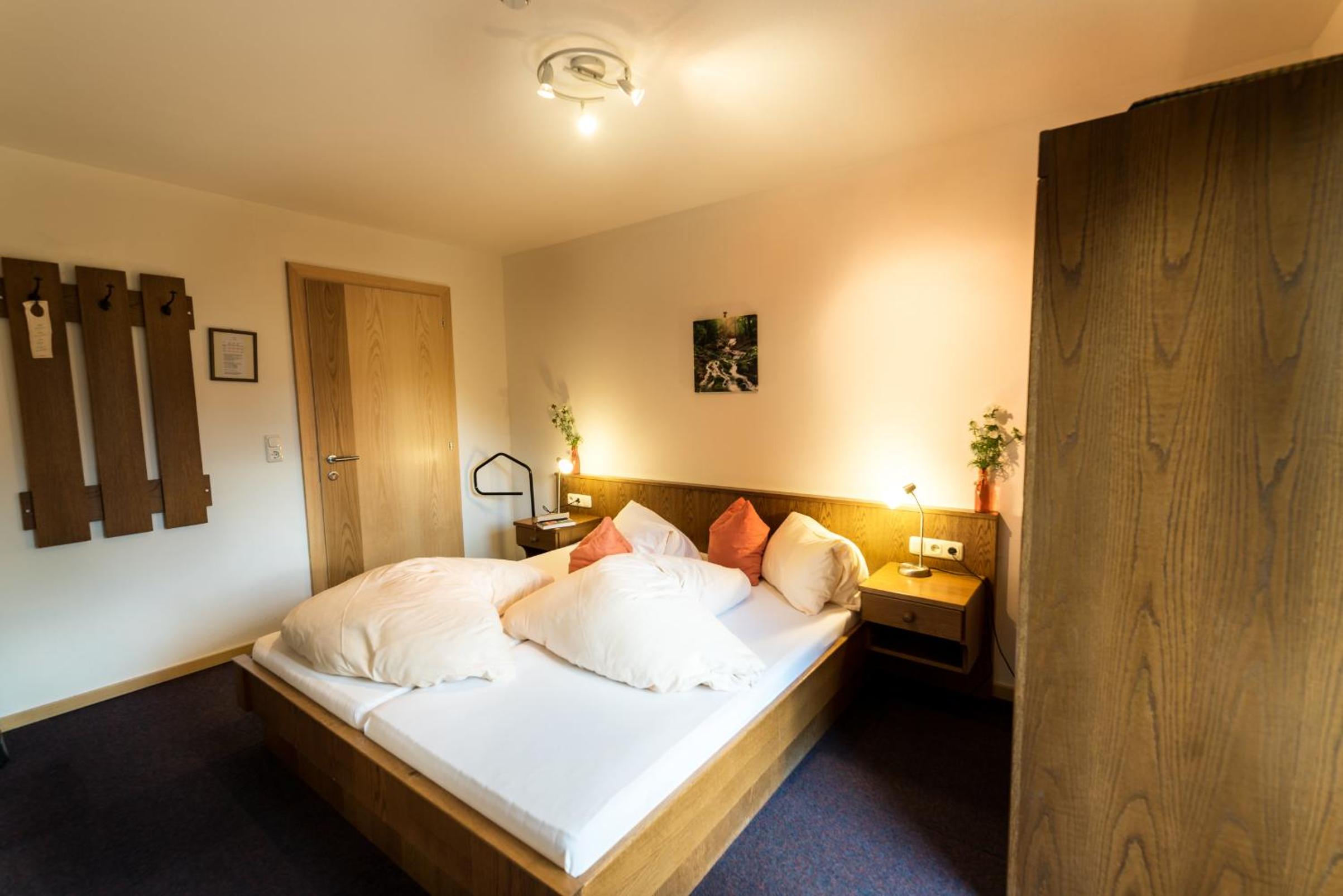 Doppelzimmer - Photo 2