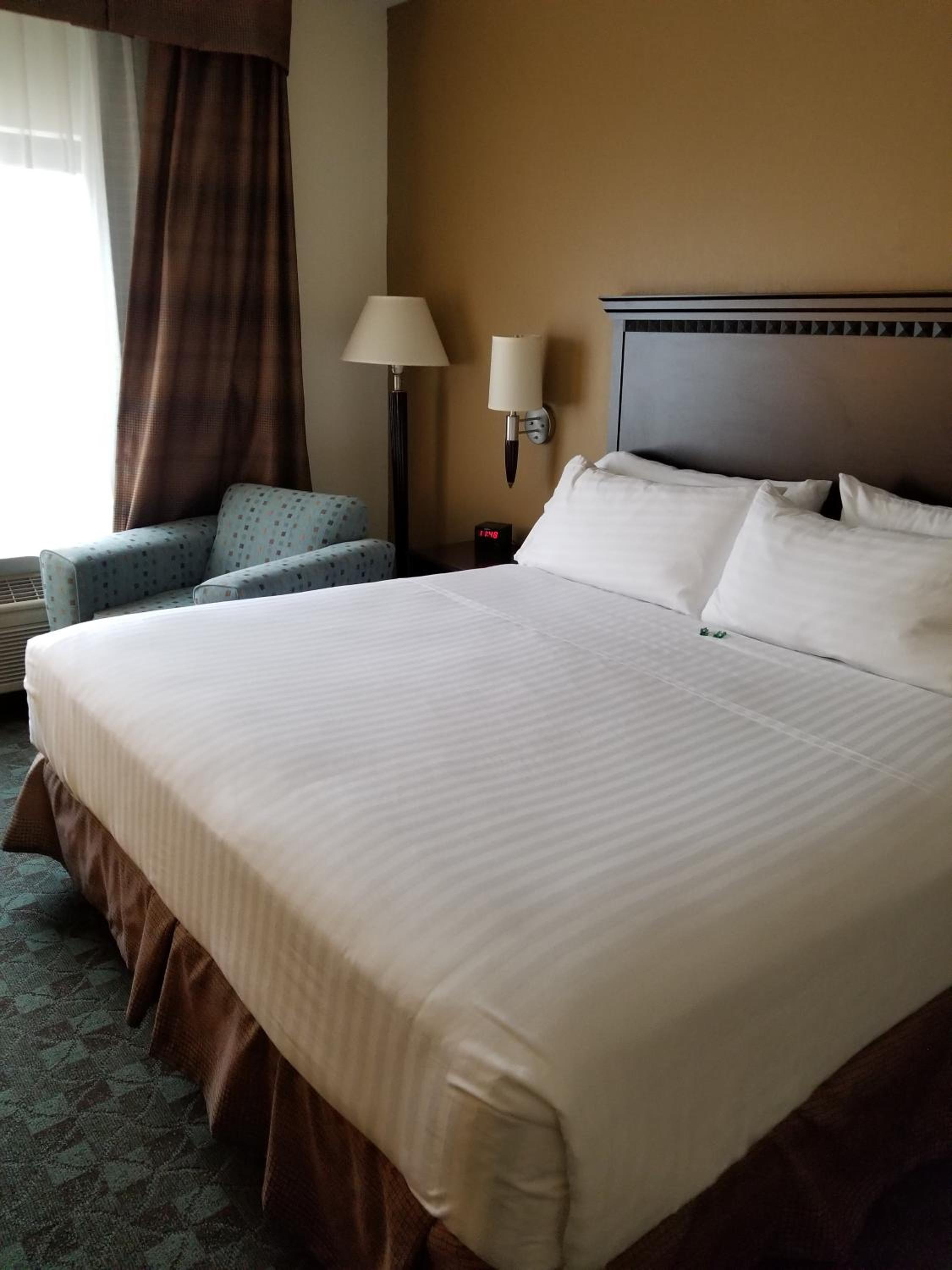 King Room with Jetted Tub - Photo 1