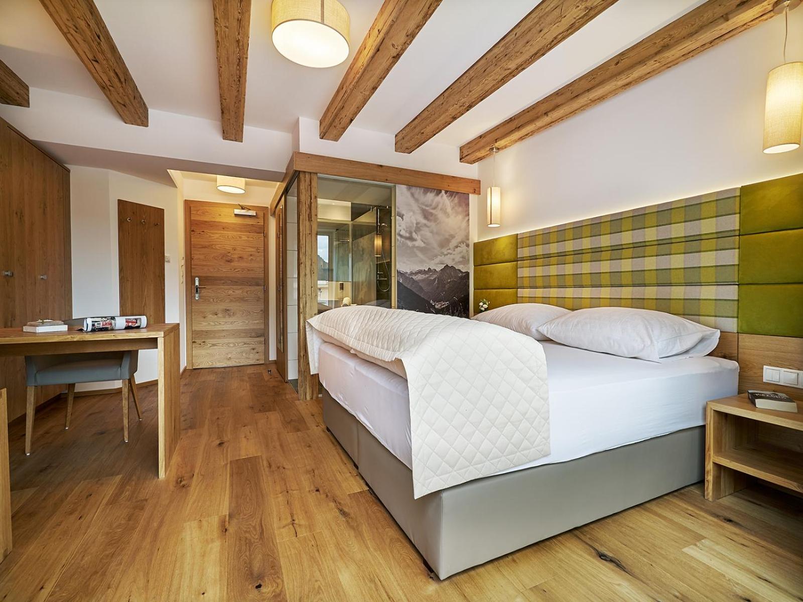 Double or Twin Room with Balcony photo 1