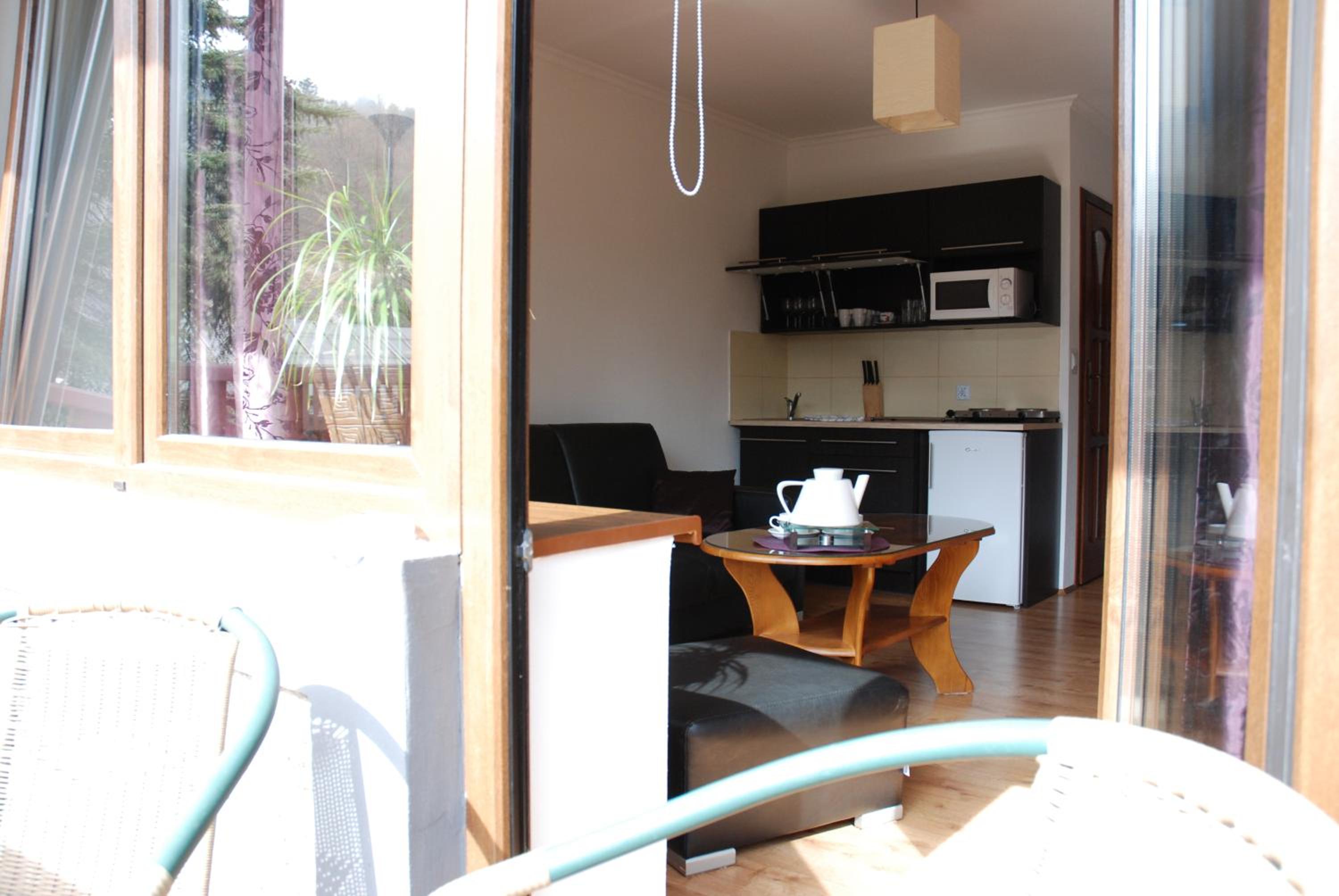 Two-Bedroom Suite - Photo 8