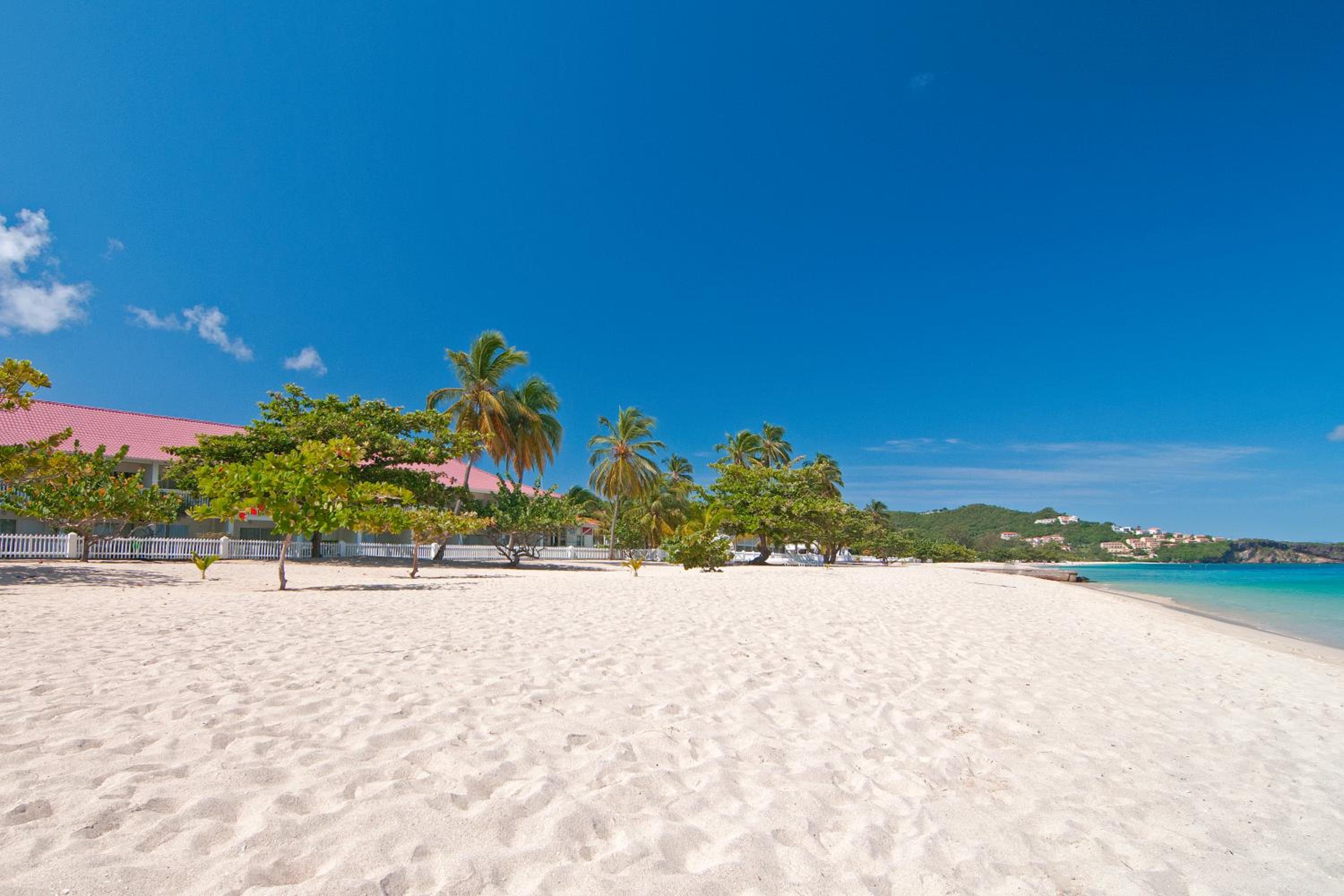 Double Room with Two Double Beds and Ocean View