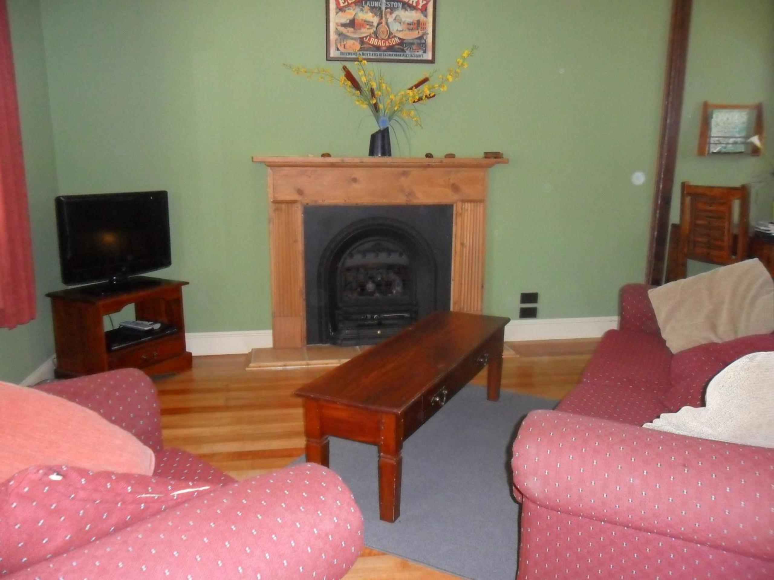 One-Bedroom House photo 1
