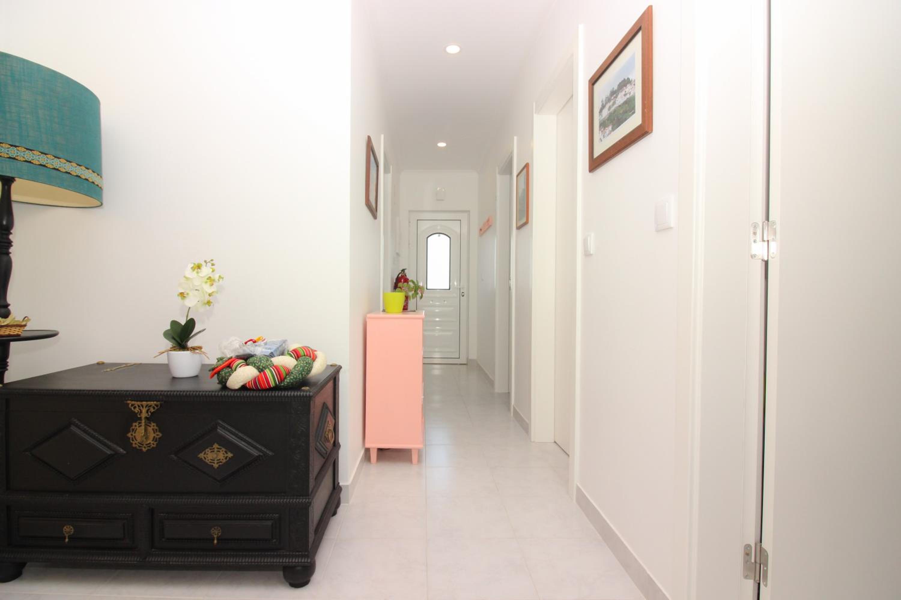 Double Room with Private Bathroom - Photo 2