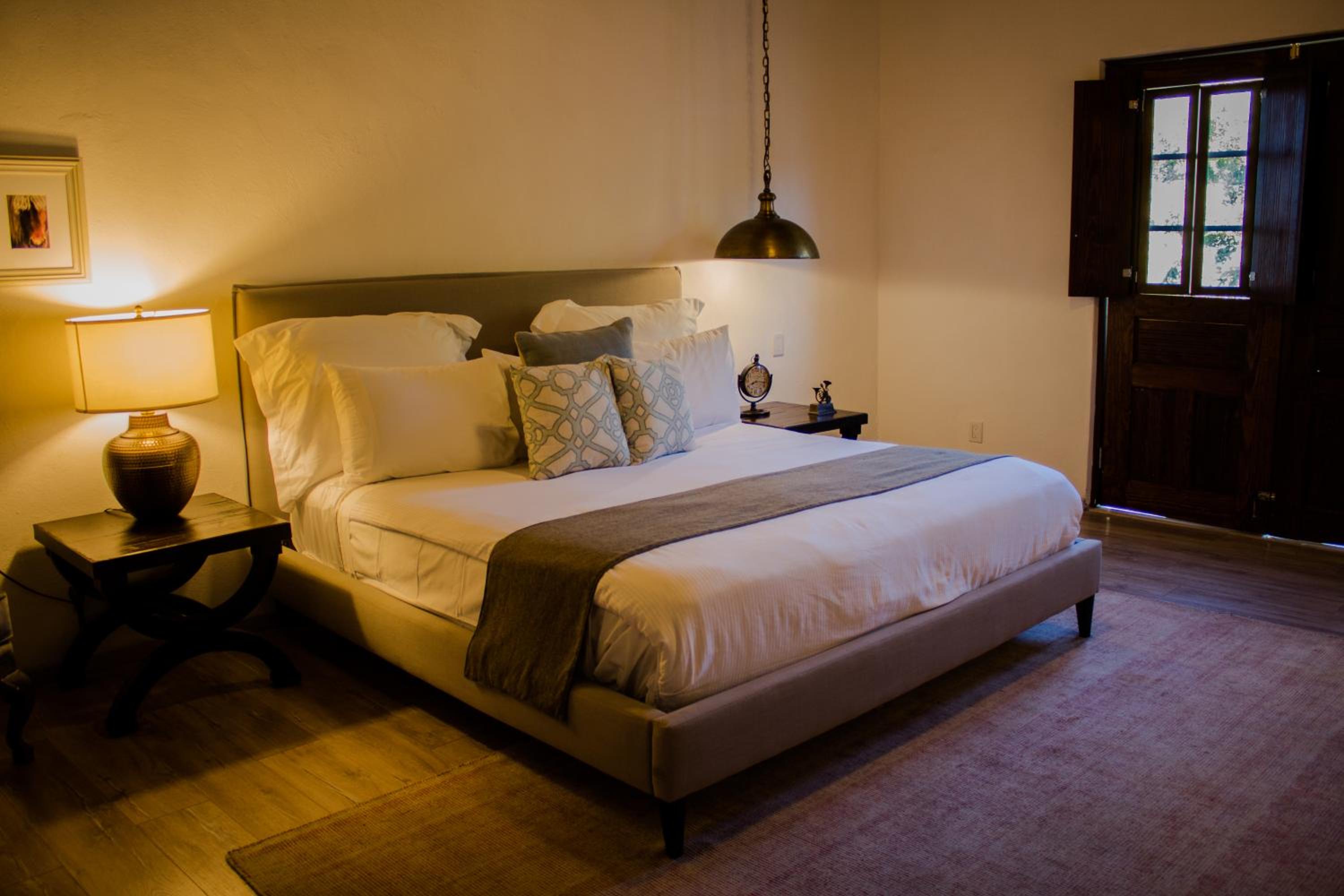One-Bedroom Suite photo 3