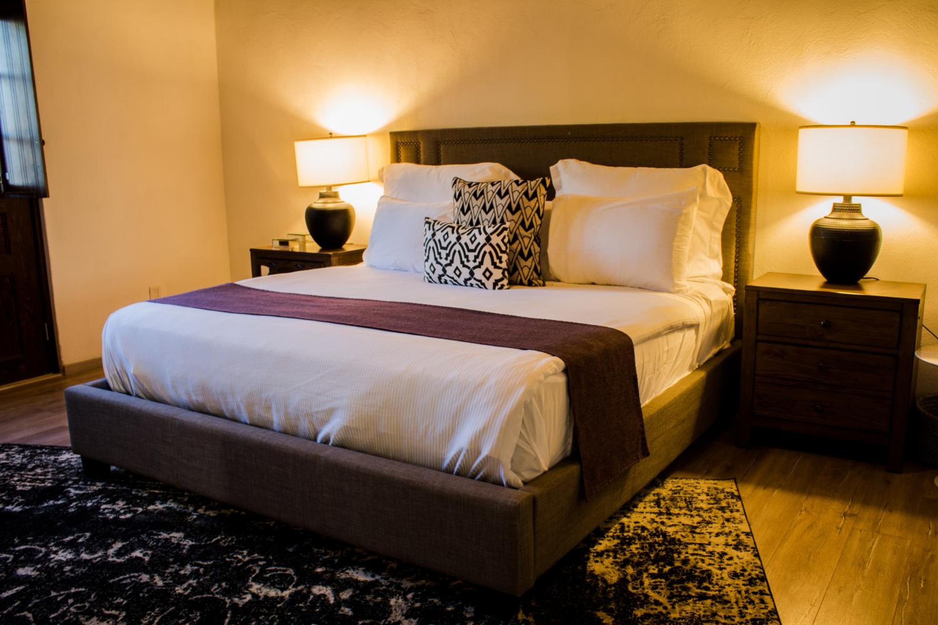 One-Bedroom Suite photo 1