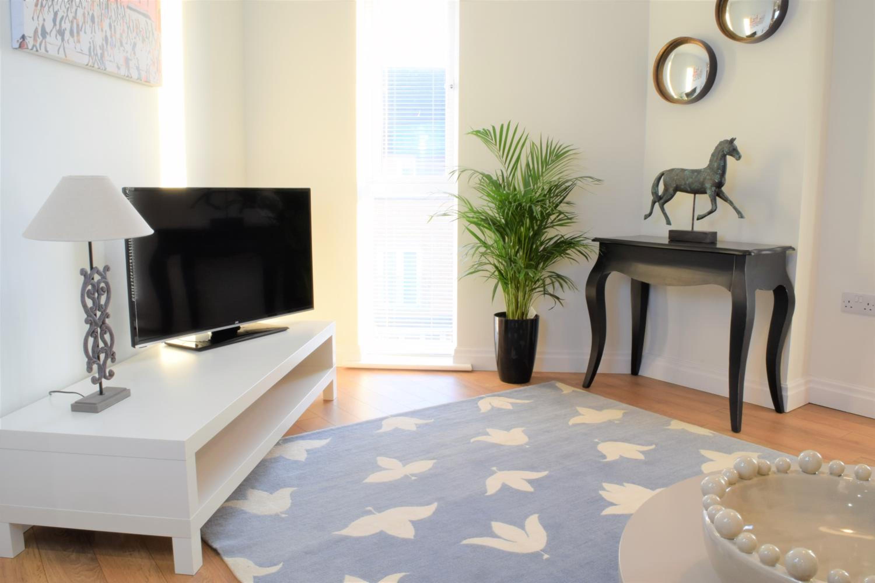 Two-Bedroom Apartment photo 3