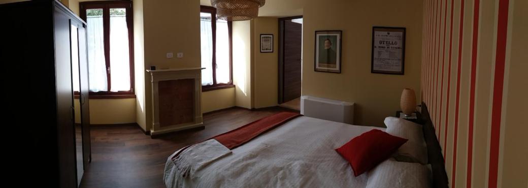 Large Double Room photo 2