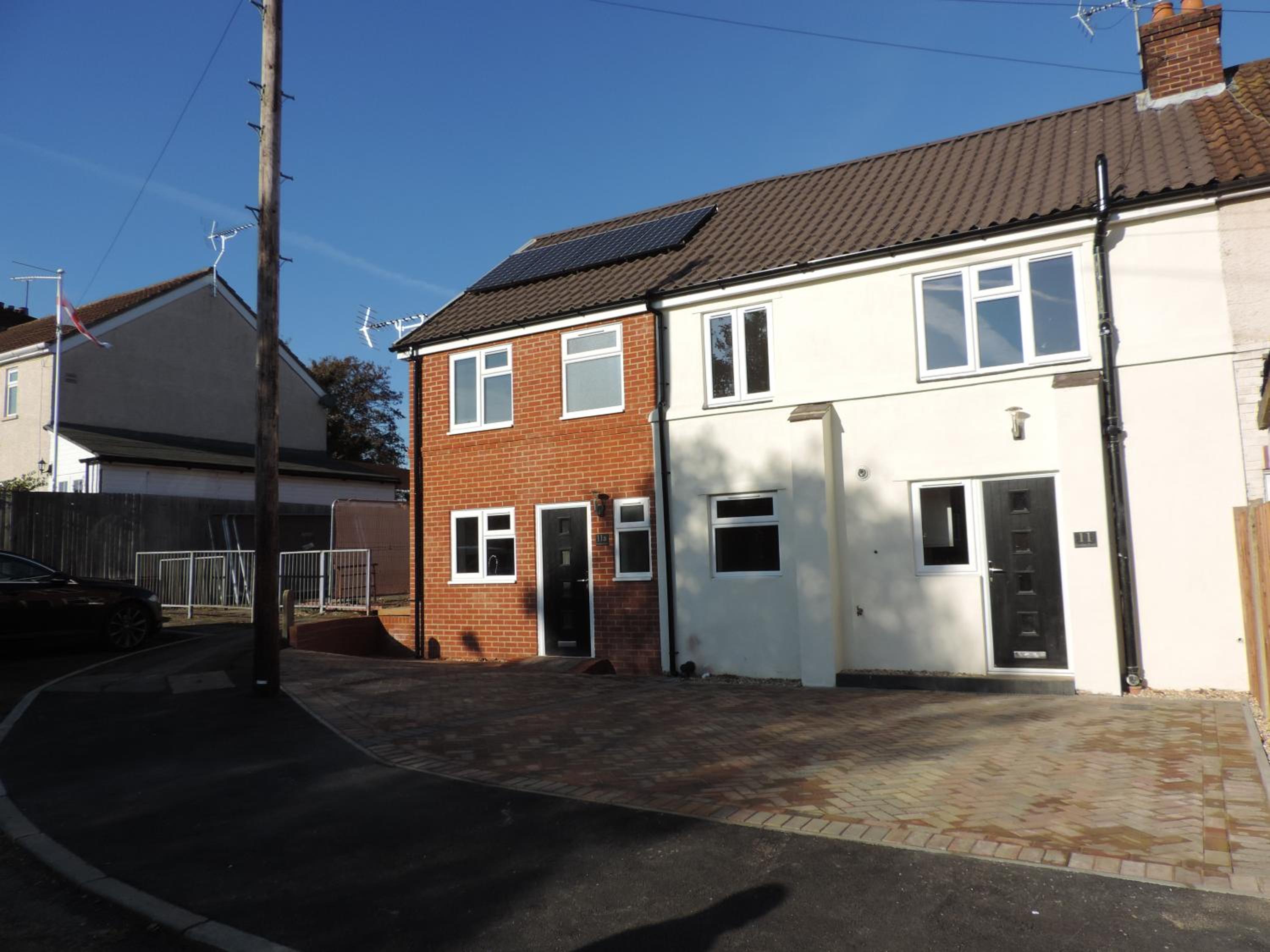 Four-Bedroom House photo 2