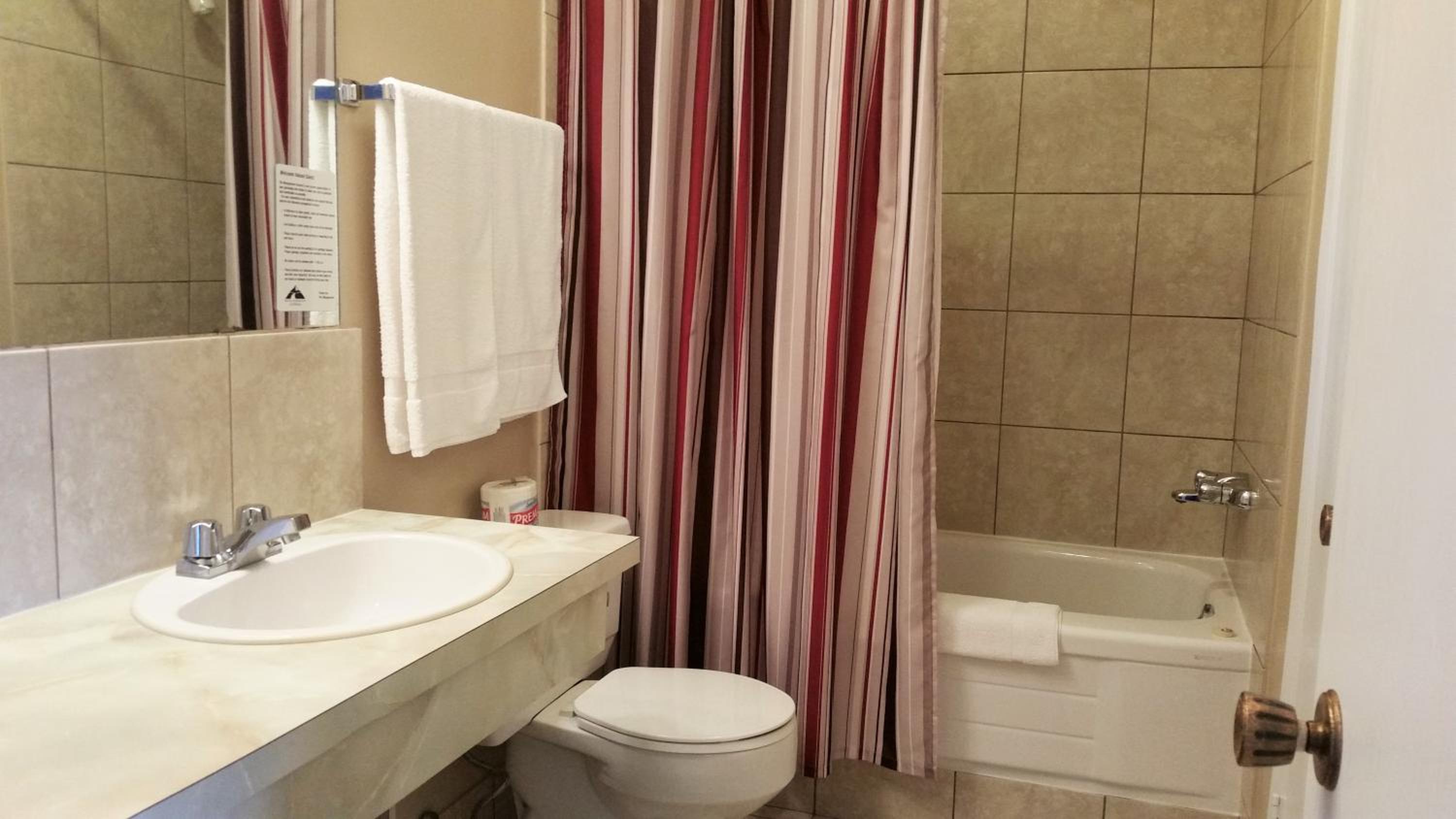 Deluxe Triple Room - Photo 2