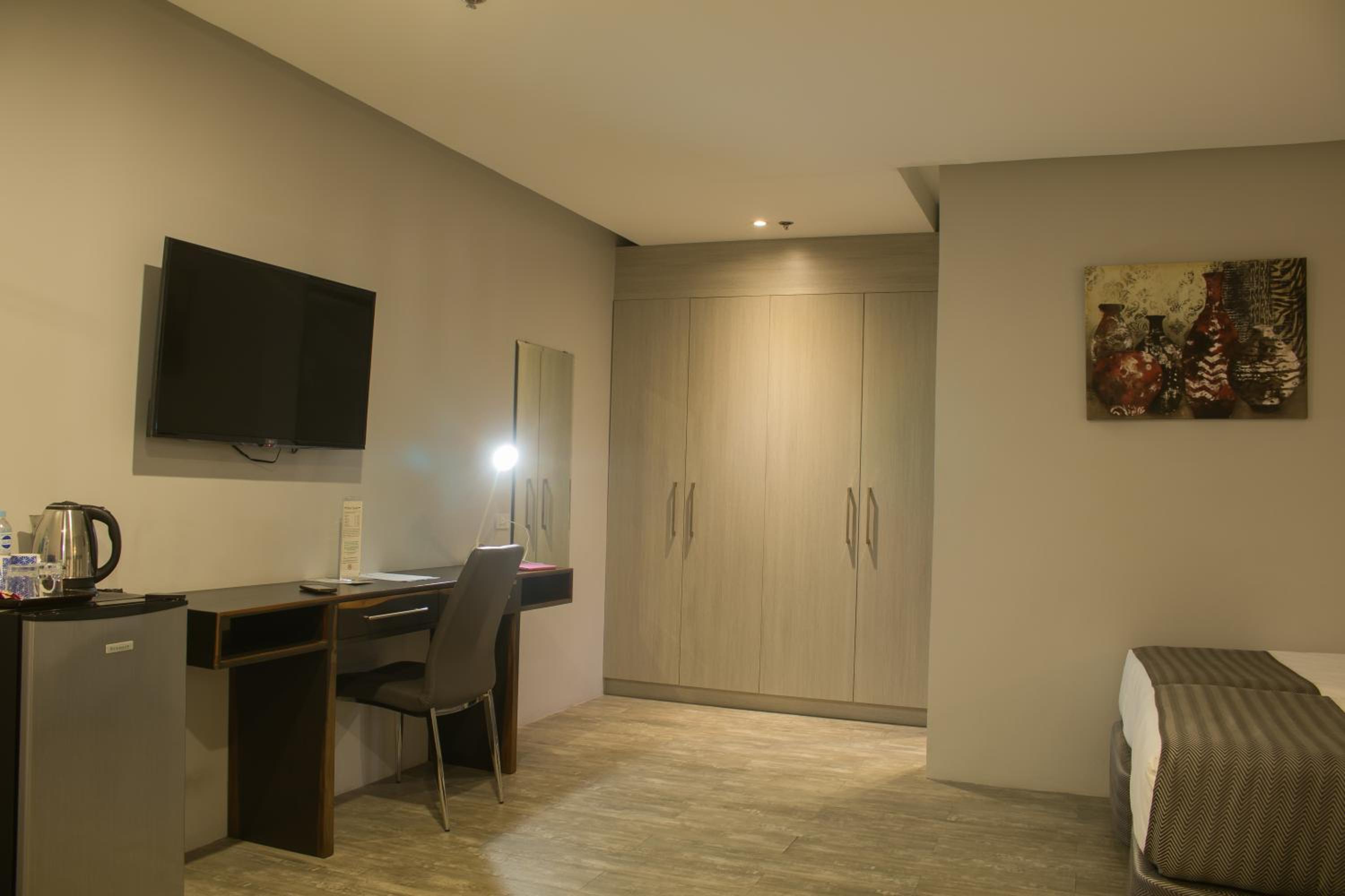 Deluxe Family Room photo 3