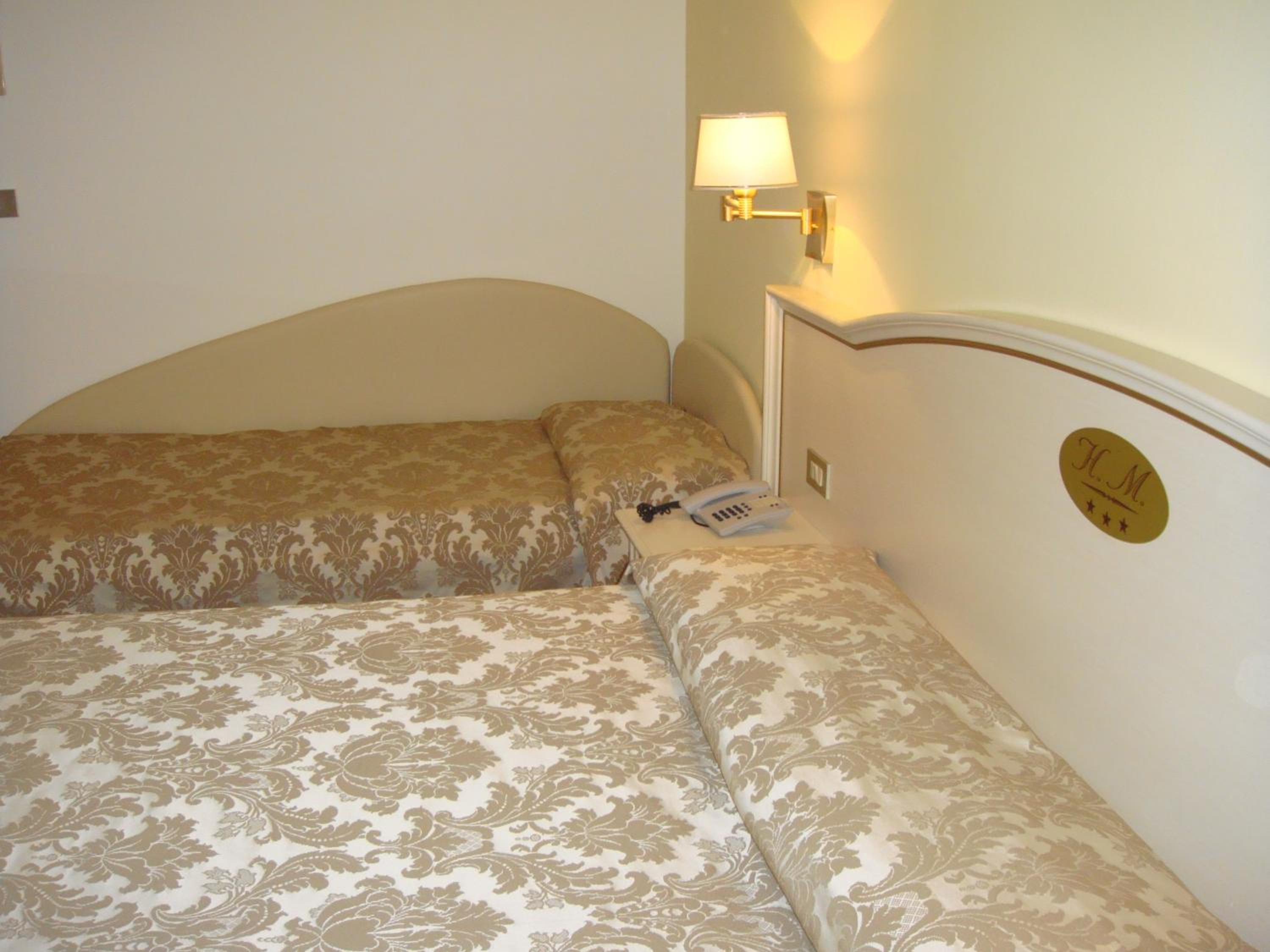 Standard Triple Room photo 2