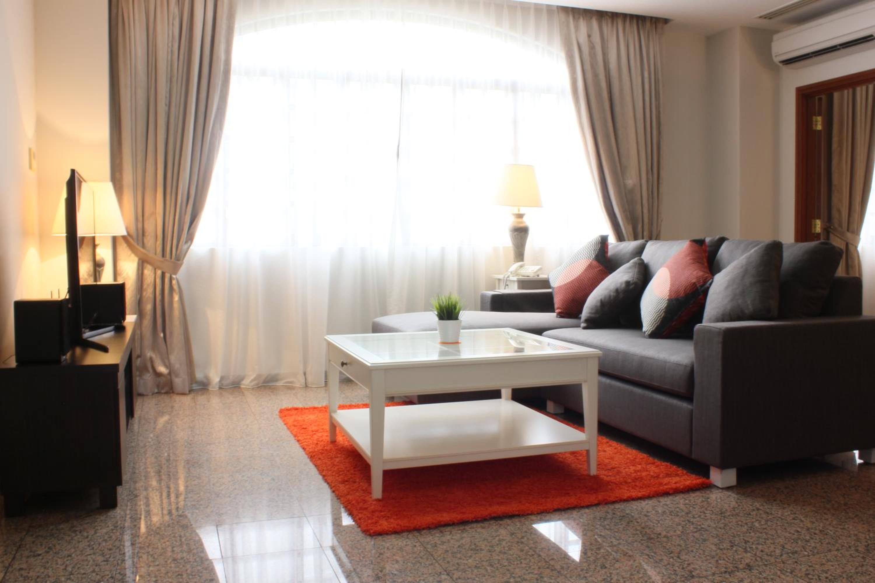 Premier One-Bedroom Apartment