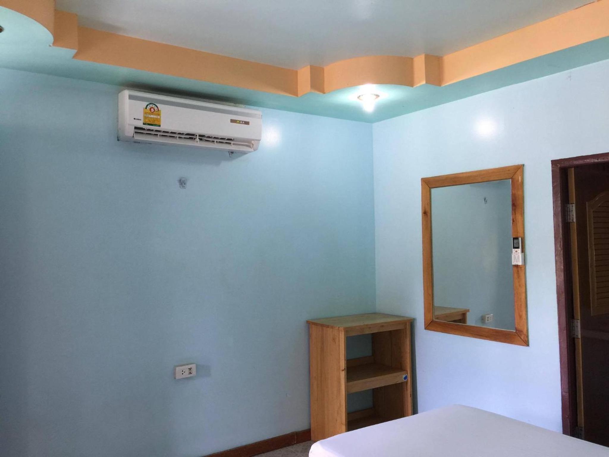 Standard Double Room with Air-conditioning - Photo 2