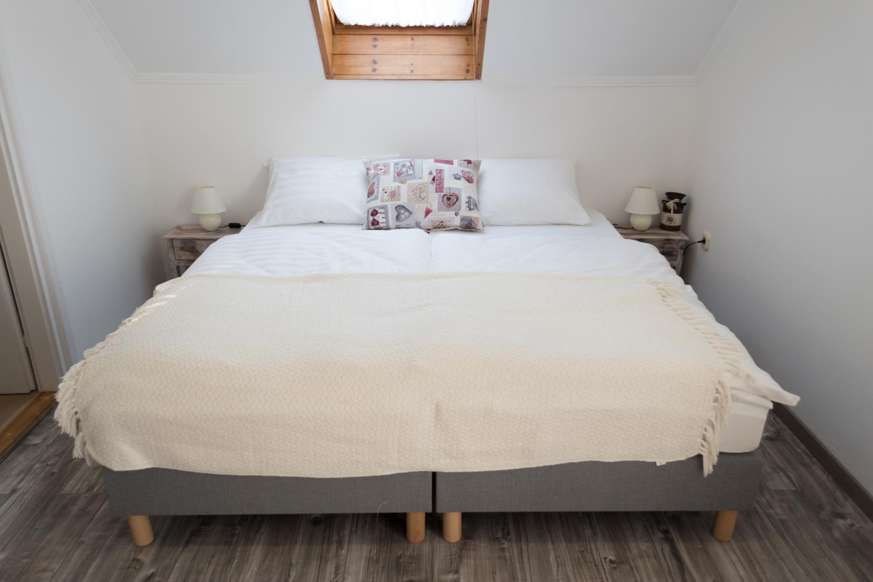 Superior Double or Twin Room with Terrace - Photo 22