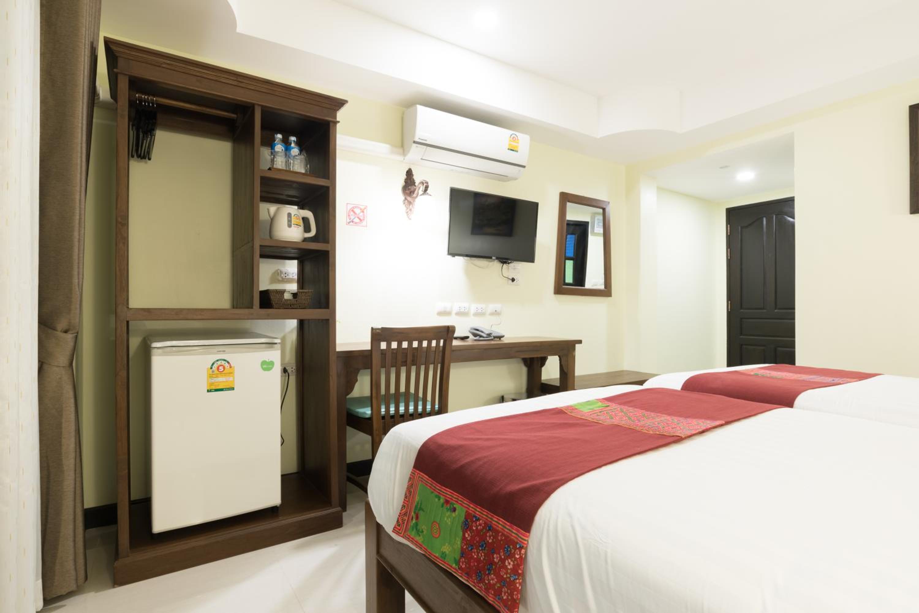 Deluxe Double or Twin Room