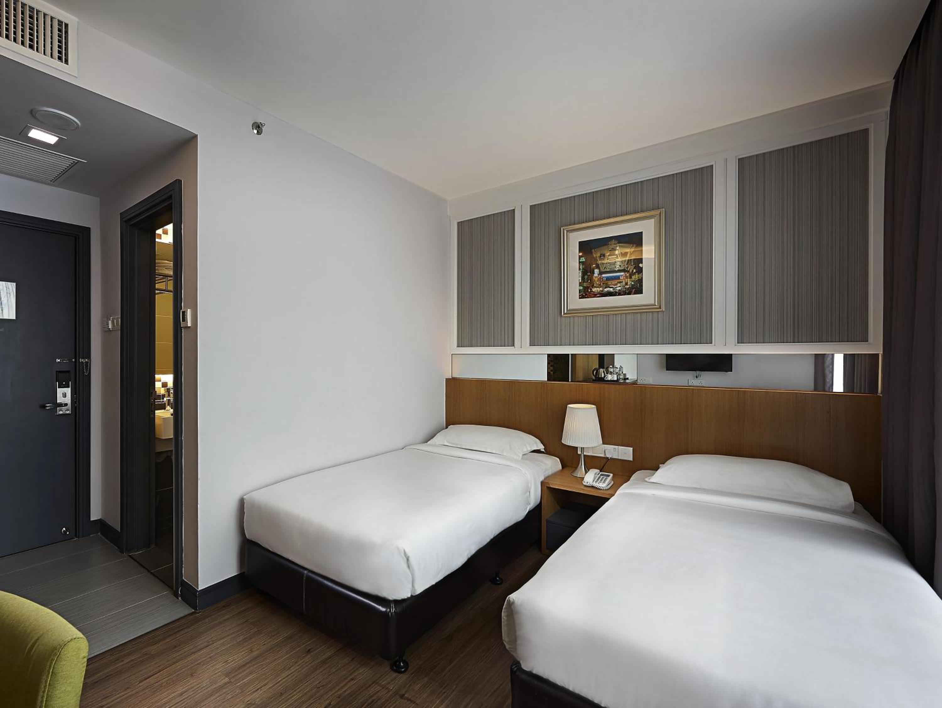 Standard Twin Room photo 2