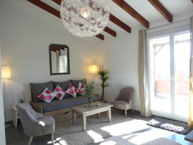 Two Bedroom Villa with Sea View photo 3