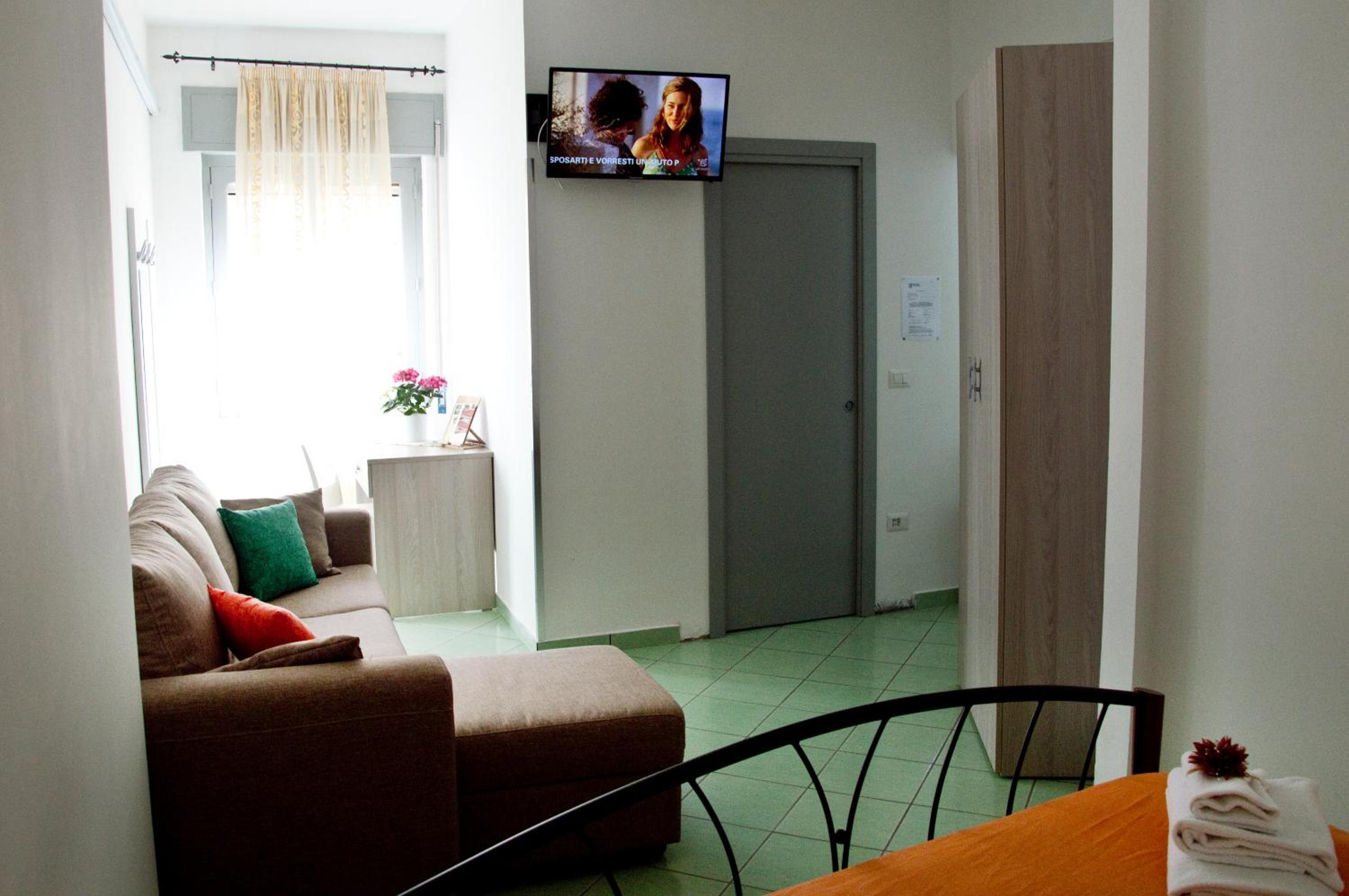 Triple Room - Annex - Photo 6