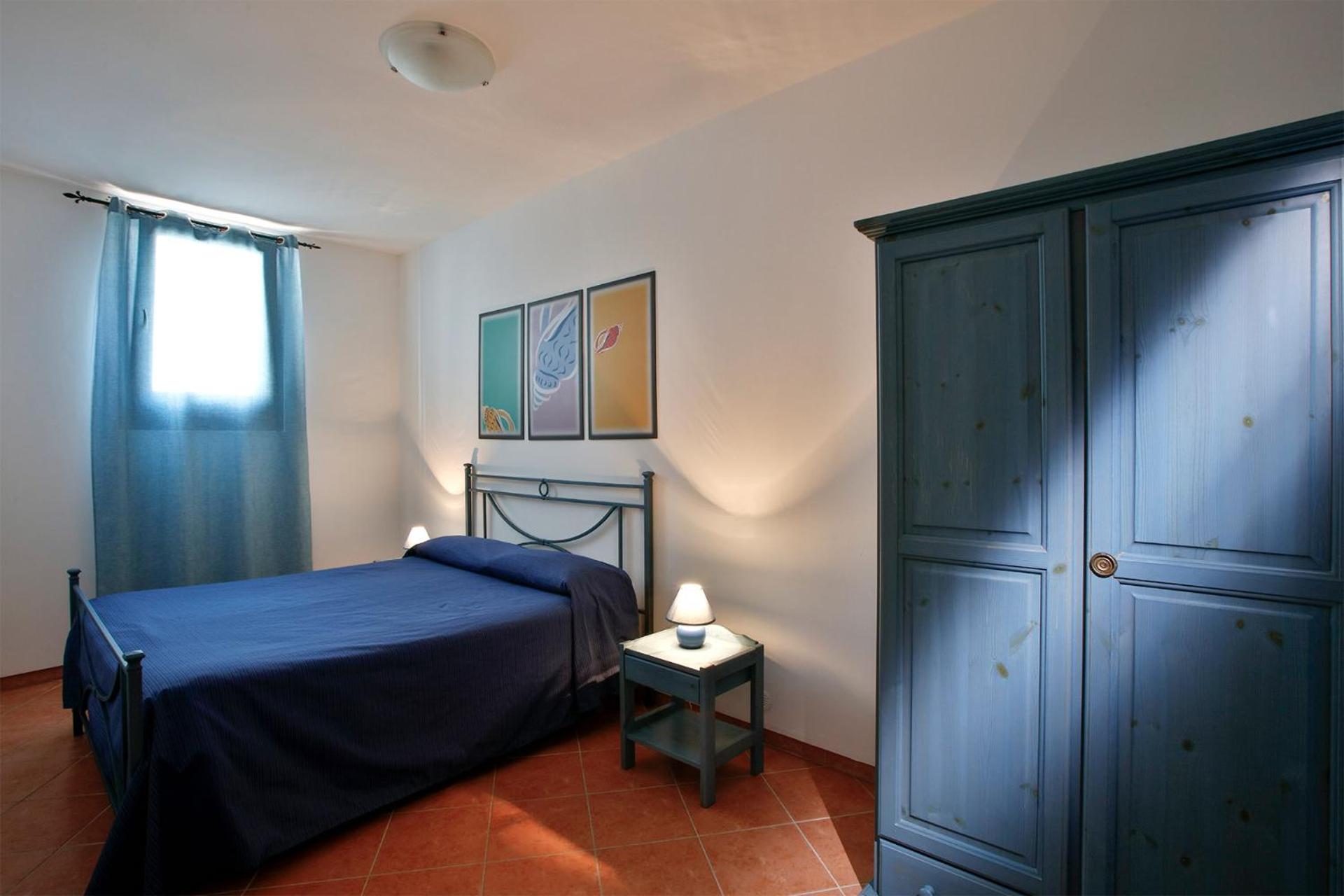 Standard Large One-Bedroom Apartment 